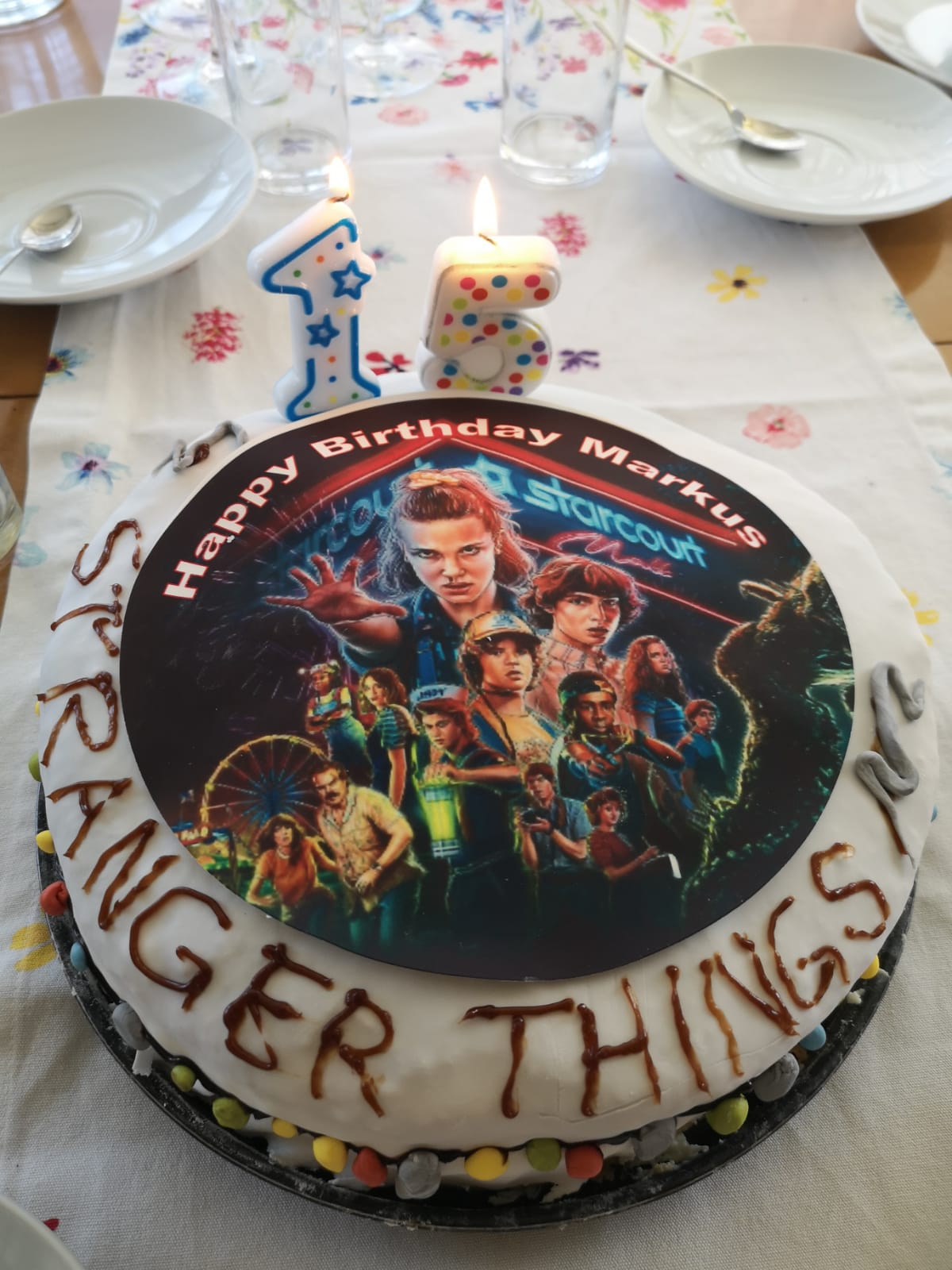 Best Birthday cake ever. Thx mom ) r/StrangerThings