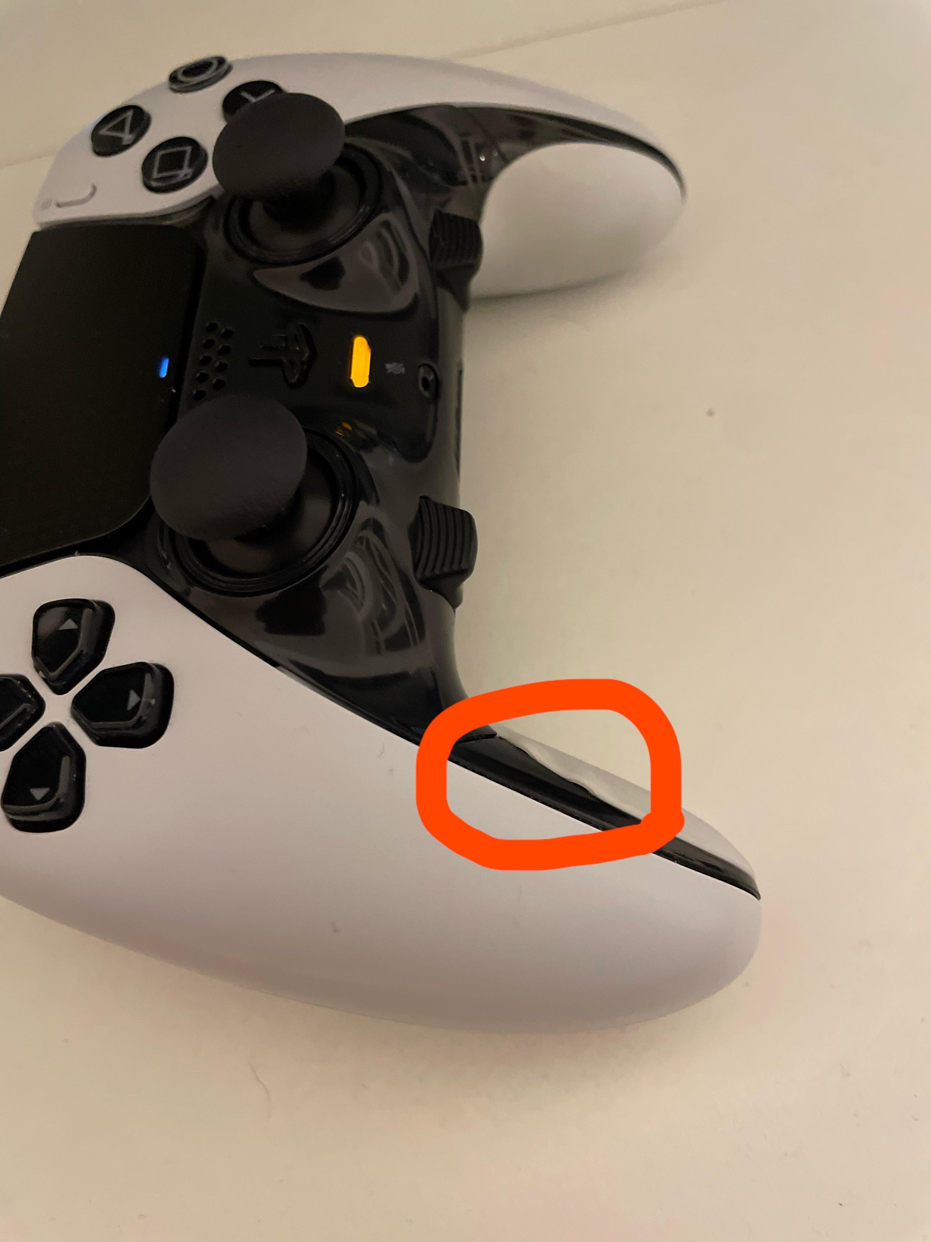 Is it under warranty? r/Dualsense