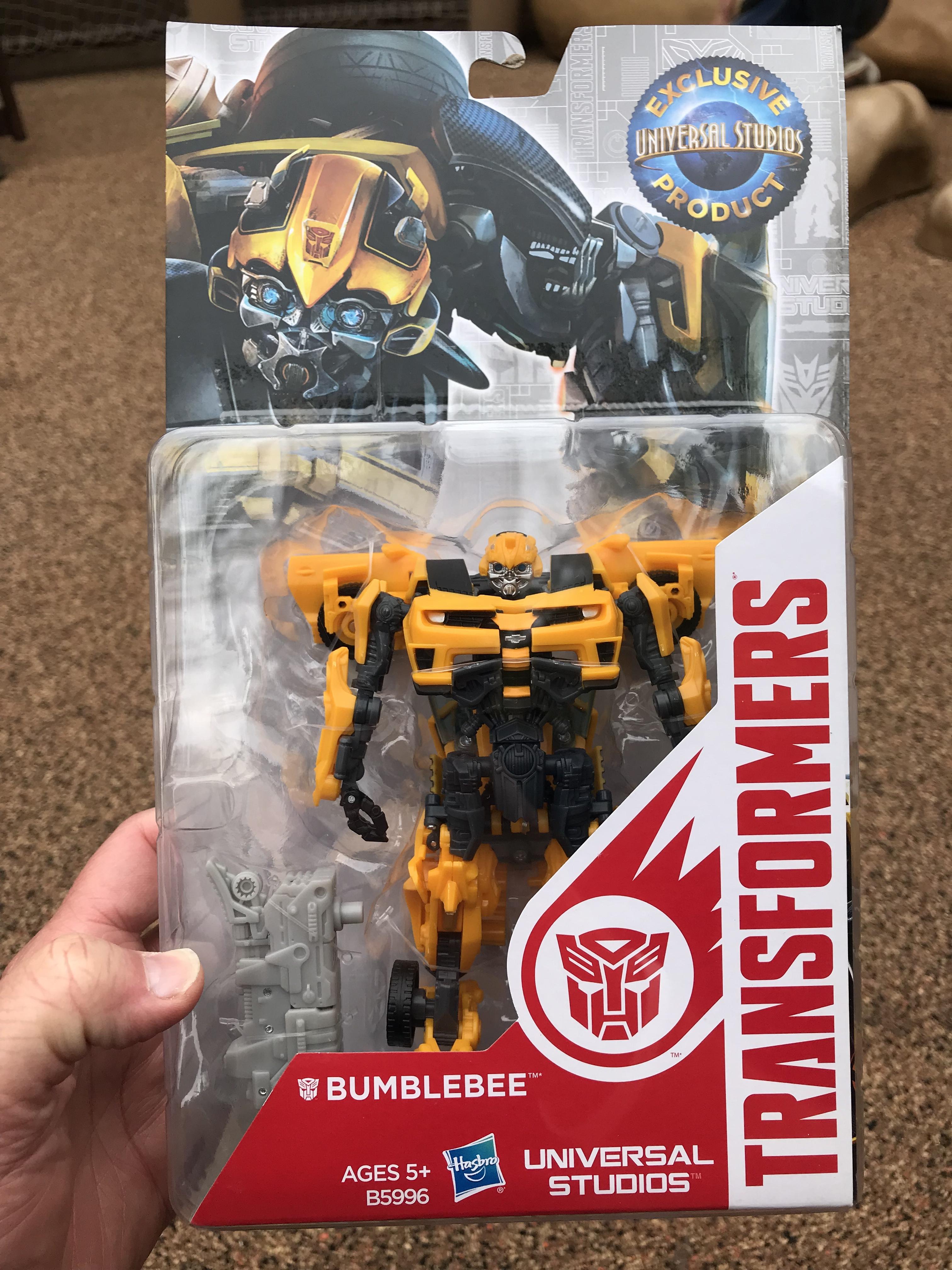 Universal Exclusive Bumblebee : r/transformers