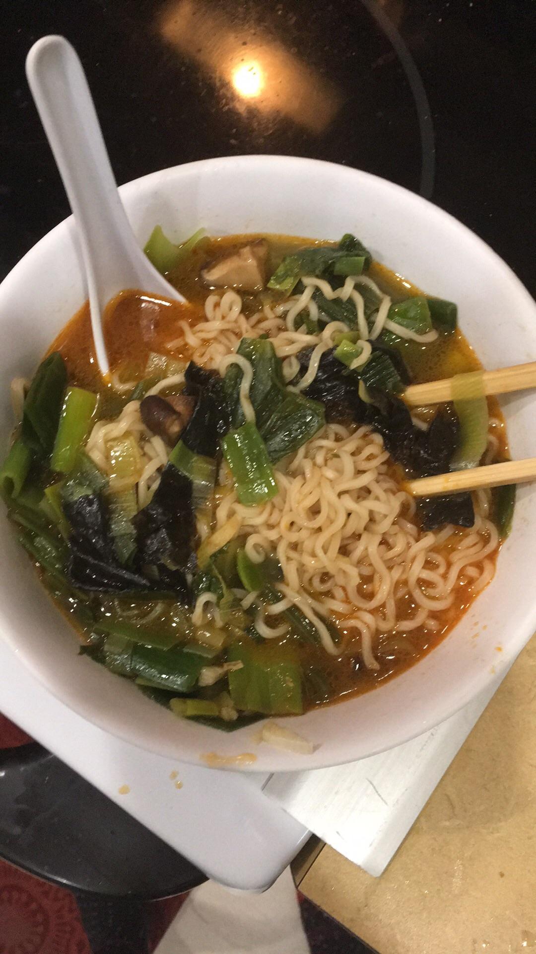 Gingergarliclime instant ramen with nori, leeks, homegrown kale