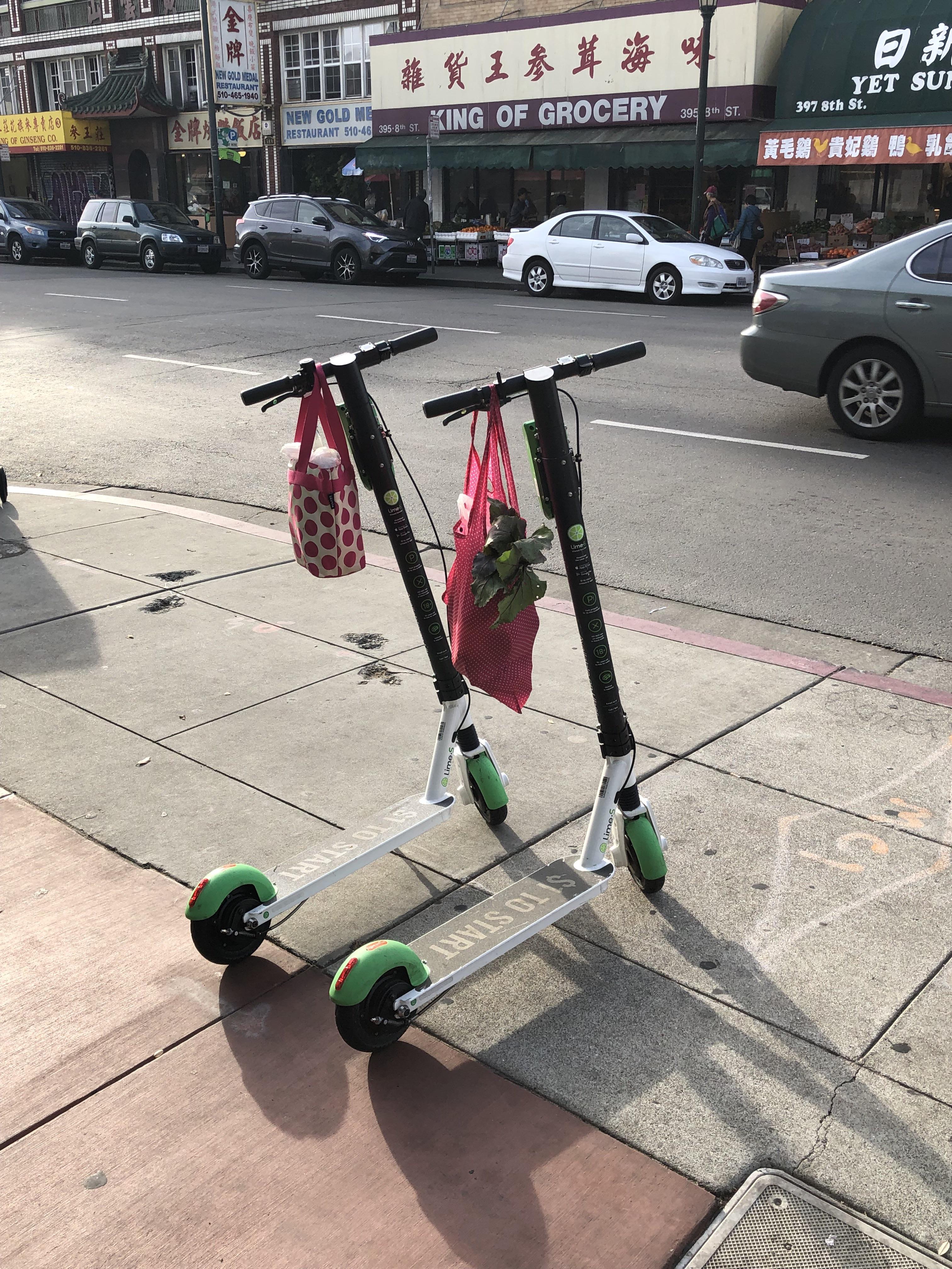 They need grocery baskets for scooters! r/limejuicer