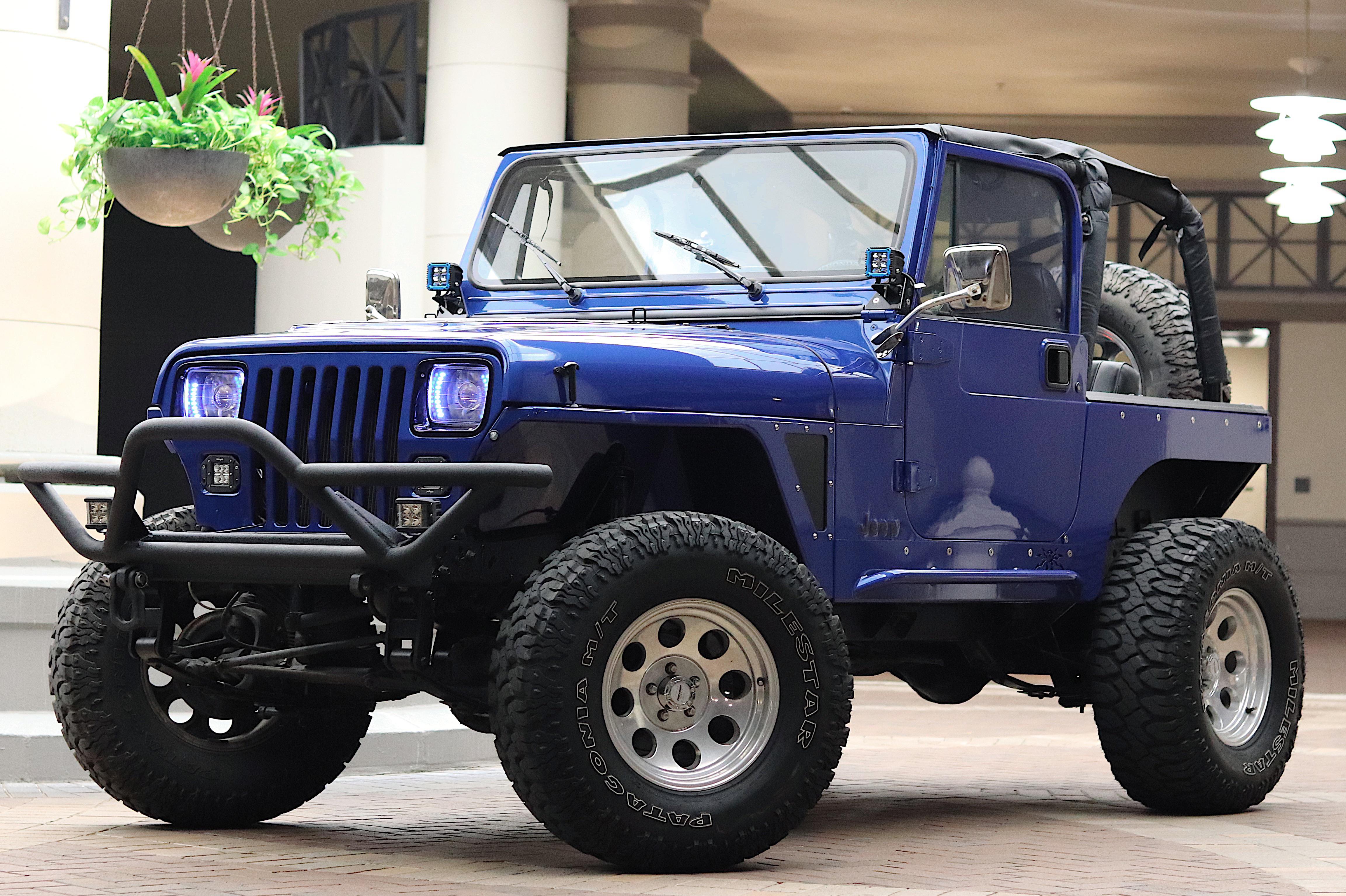 Introduce 74+ images jeep paint job near me In.thptnganamst.edu.vn