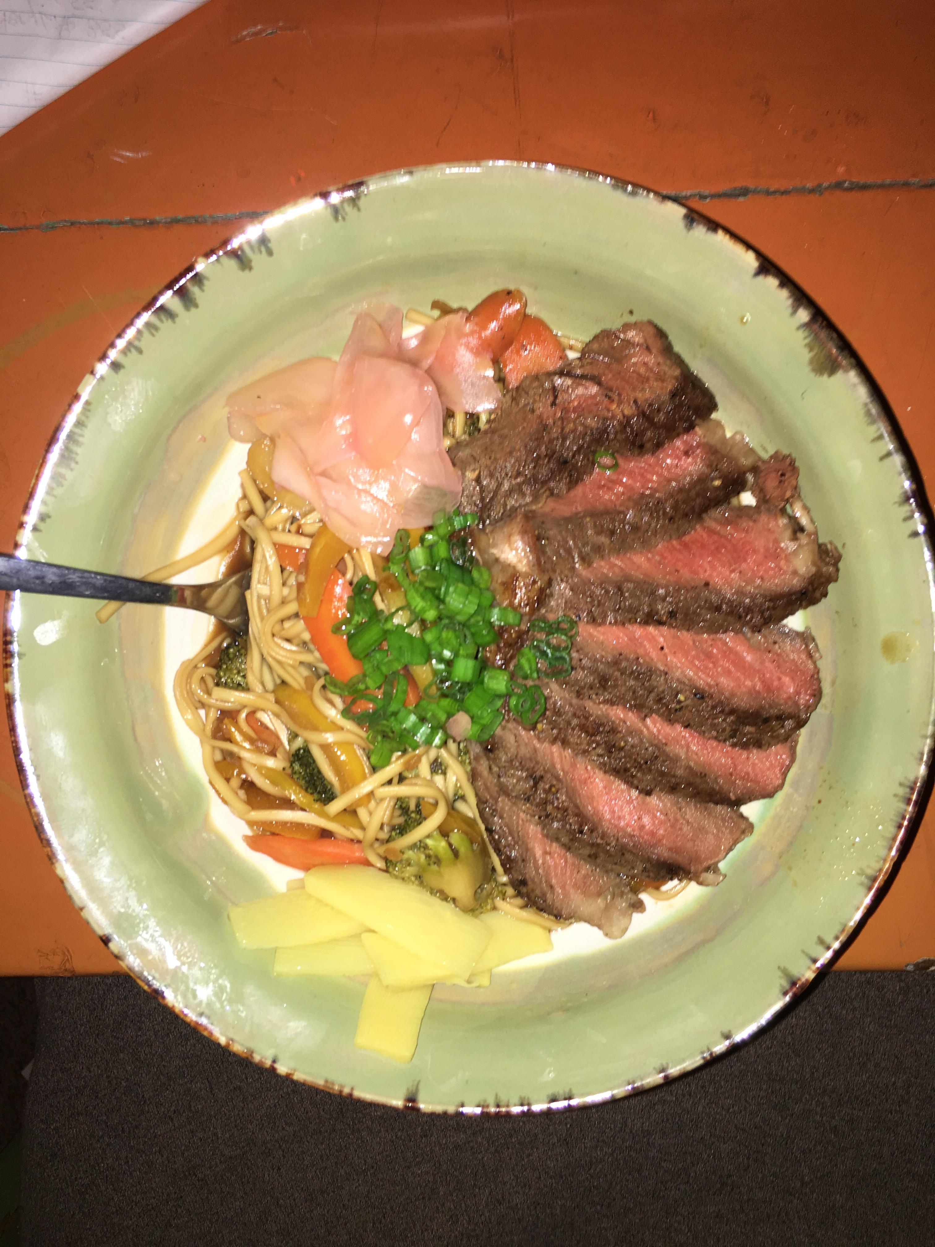 "Fresh" Shoyu Steak Ramen with Broccoli, Carrot, Onion, Bell Pepper