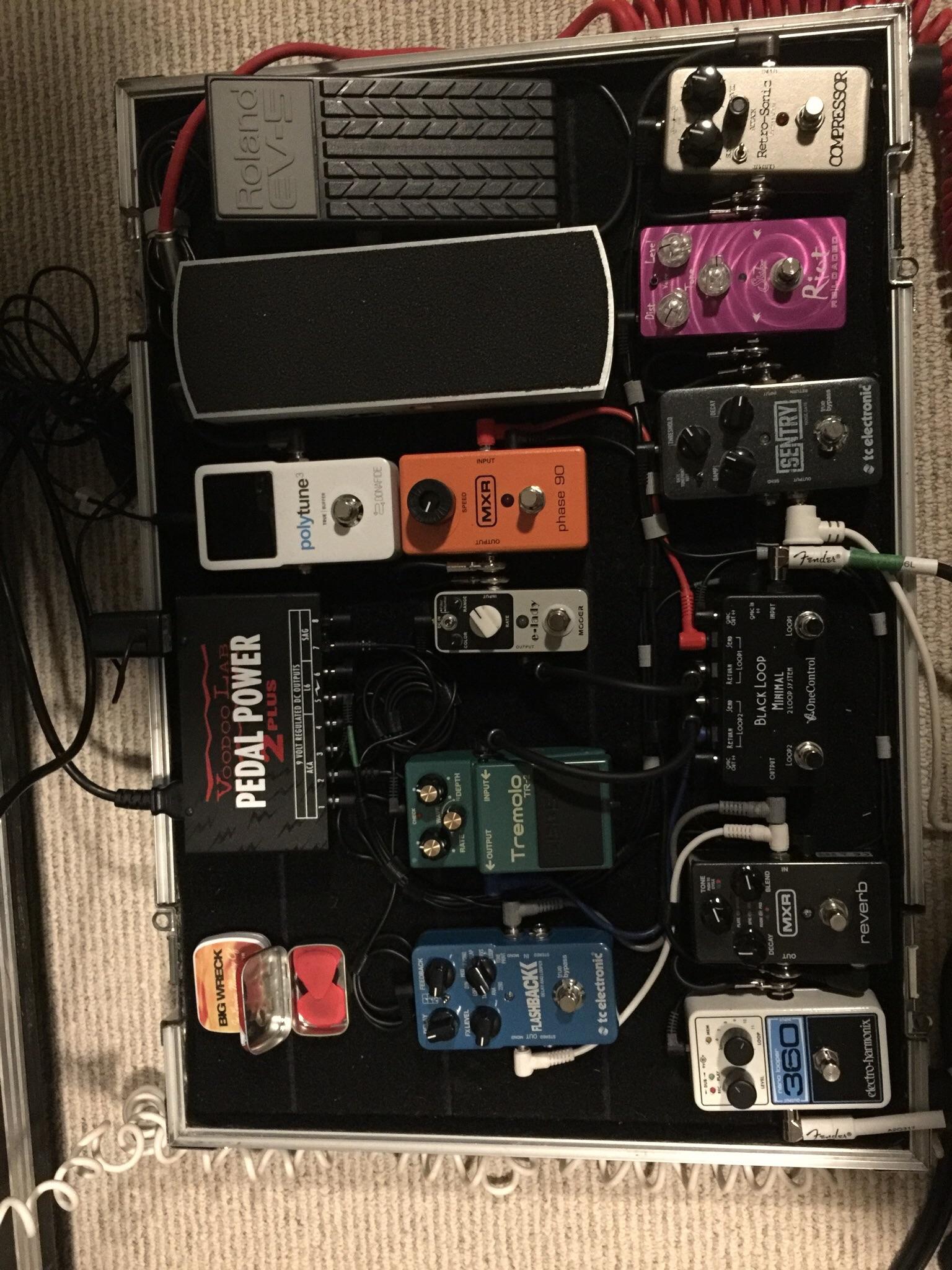 Spent the week in Dubai and bought some crazy octave pedal. Anyone have