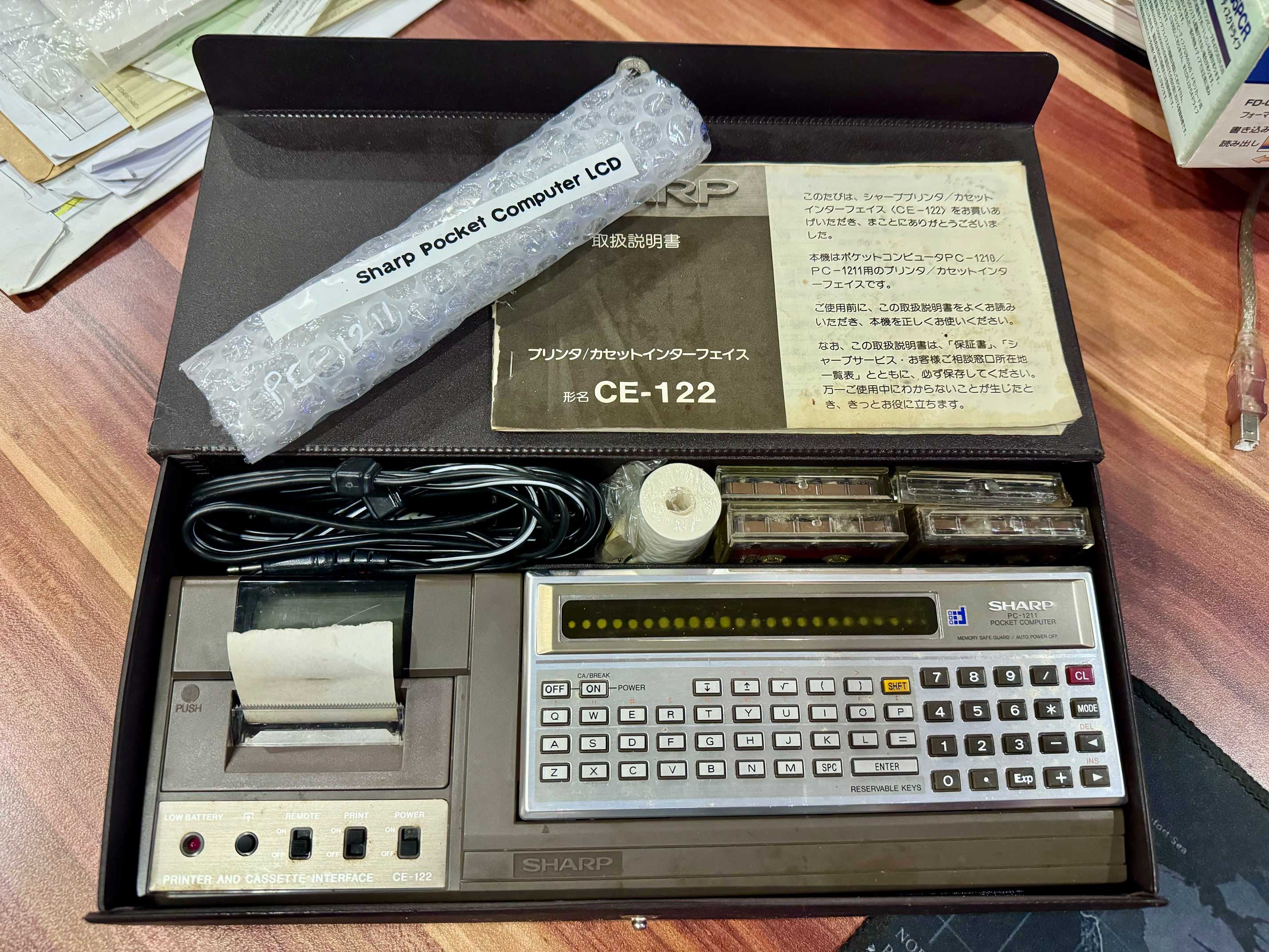 Sharp Pocket Computer PC1211 with broken LCD and a new replacement