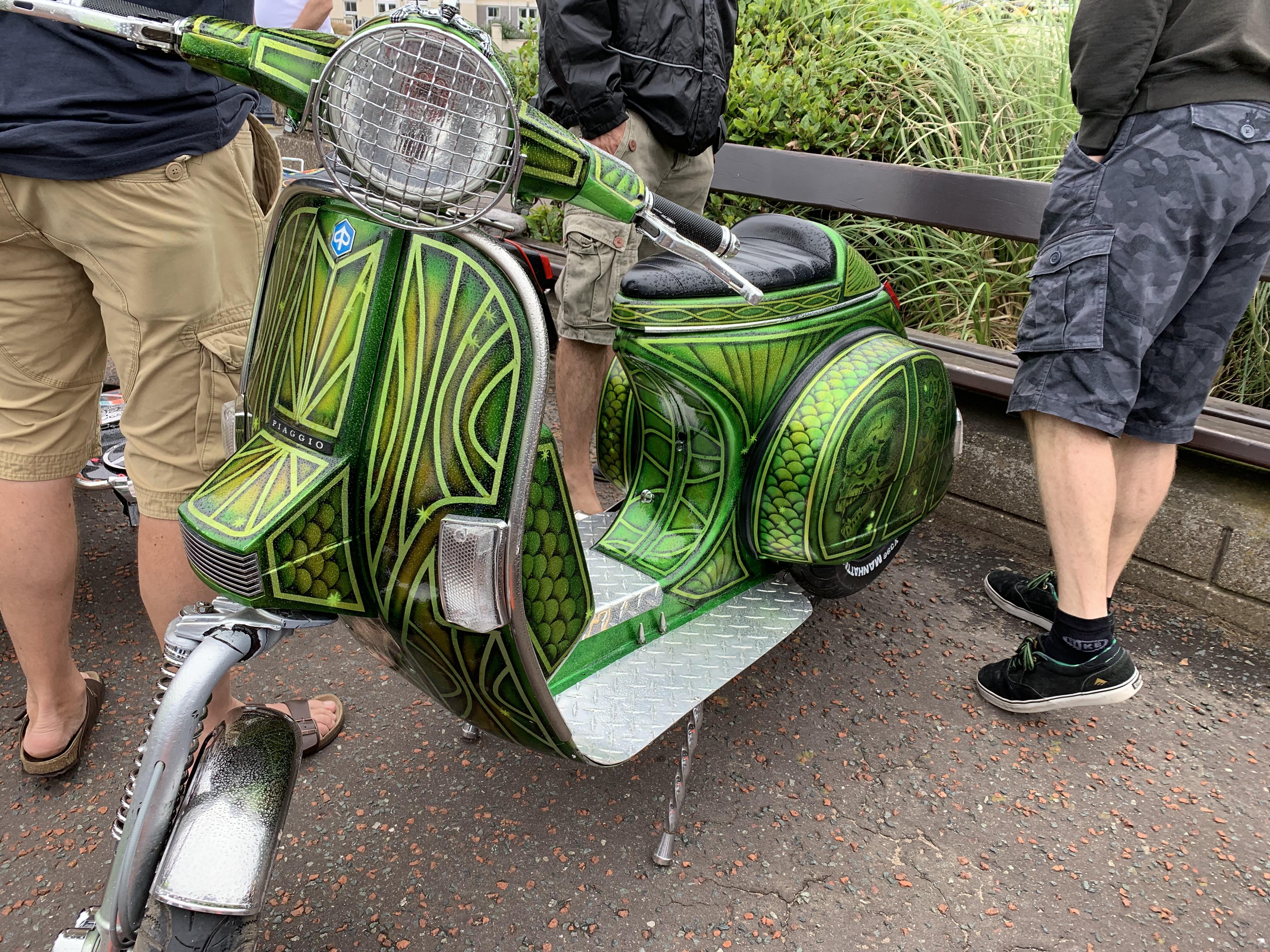 Custom Vespa r/scooters