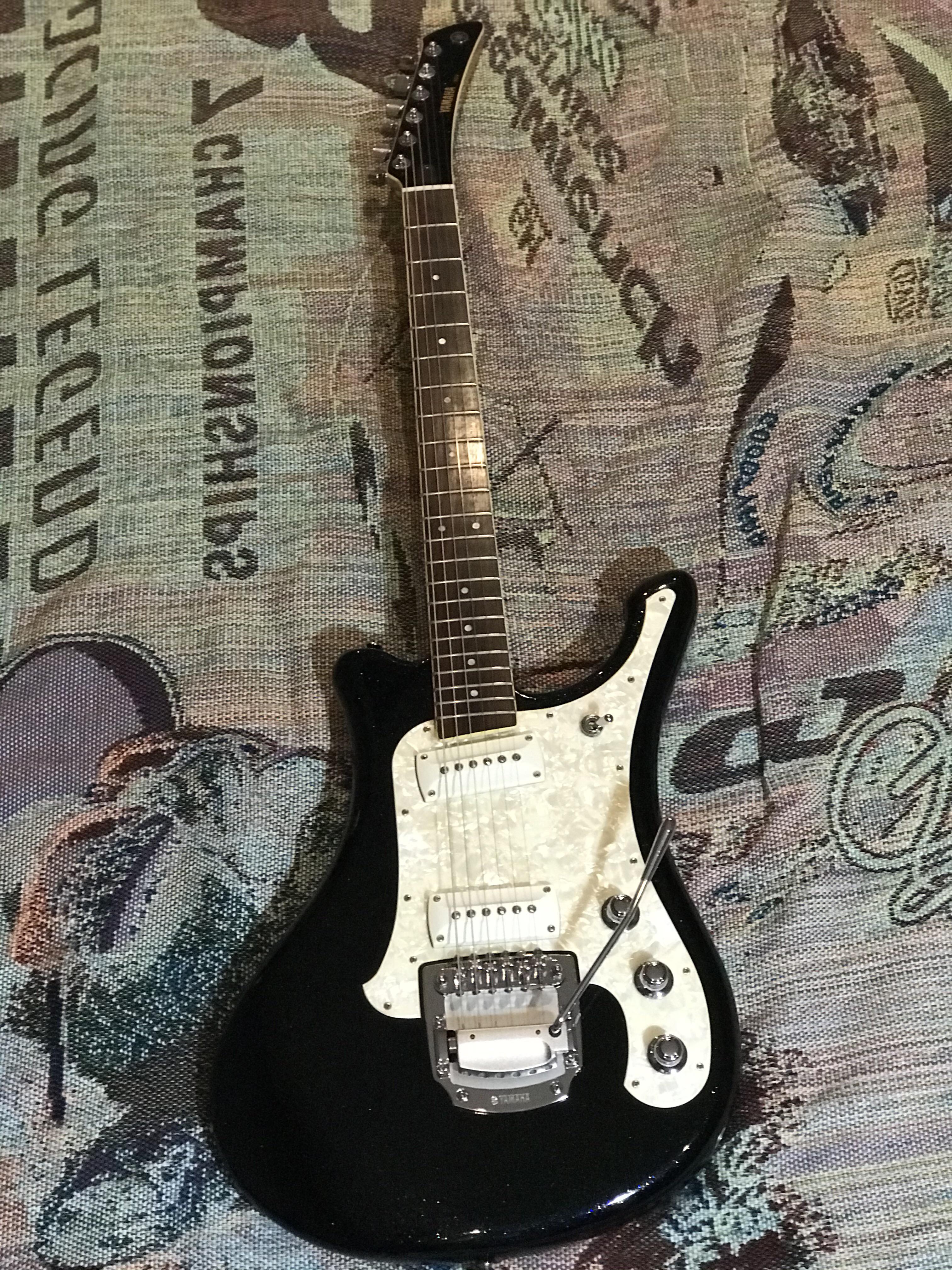 My rare black sparkle yamaha SGV800 : r/guitars