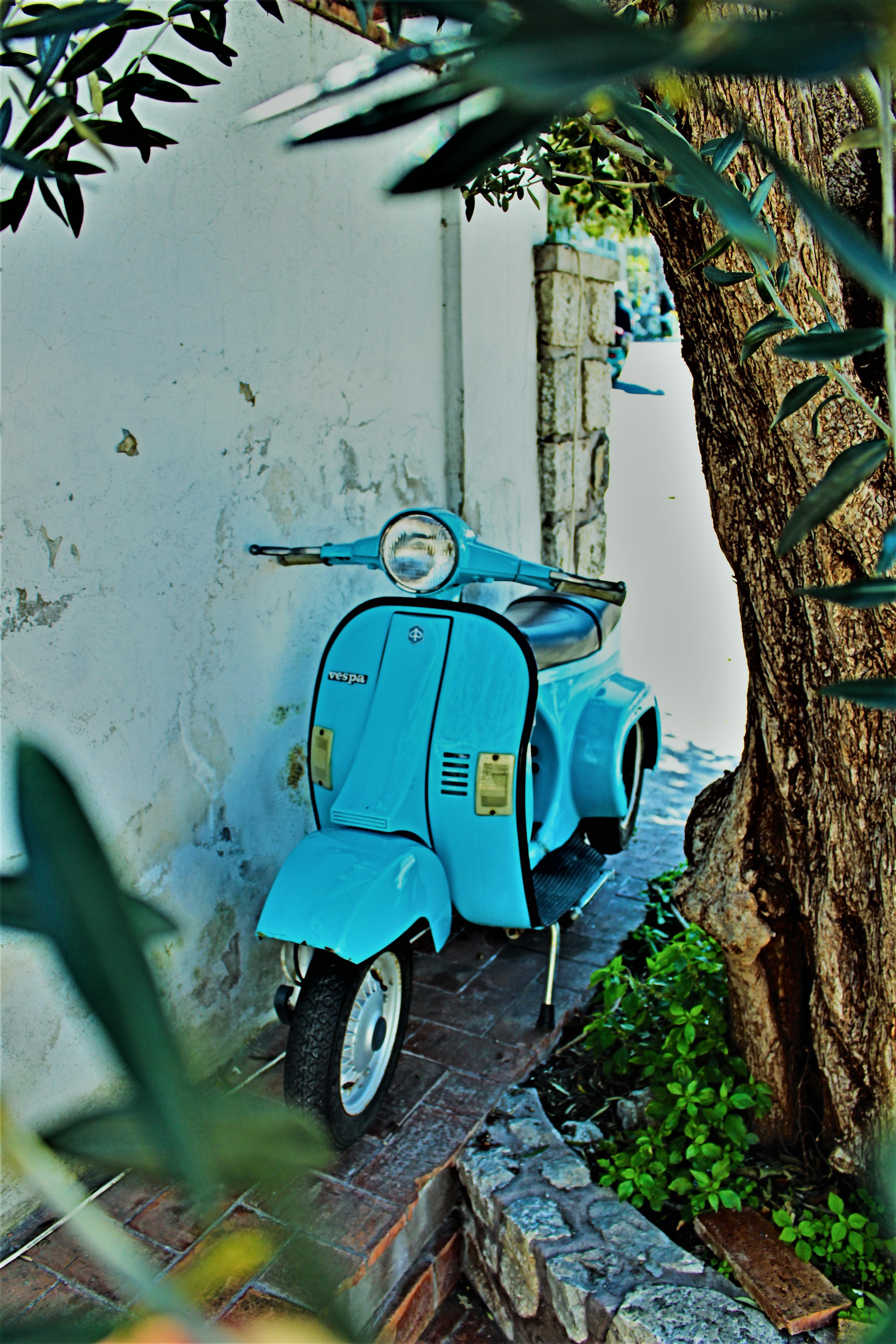 Blue vespa Capri, Italy r/europe