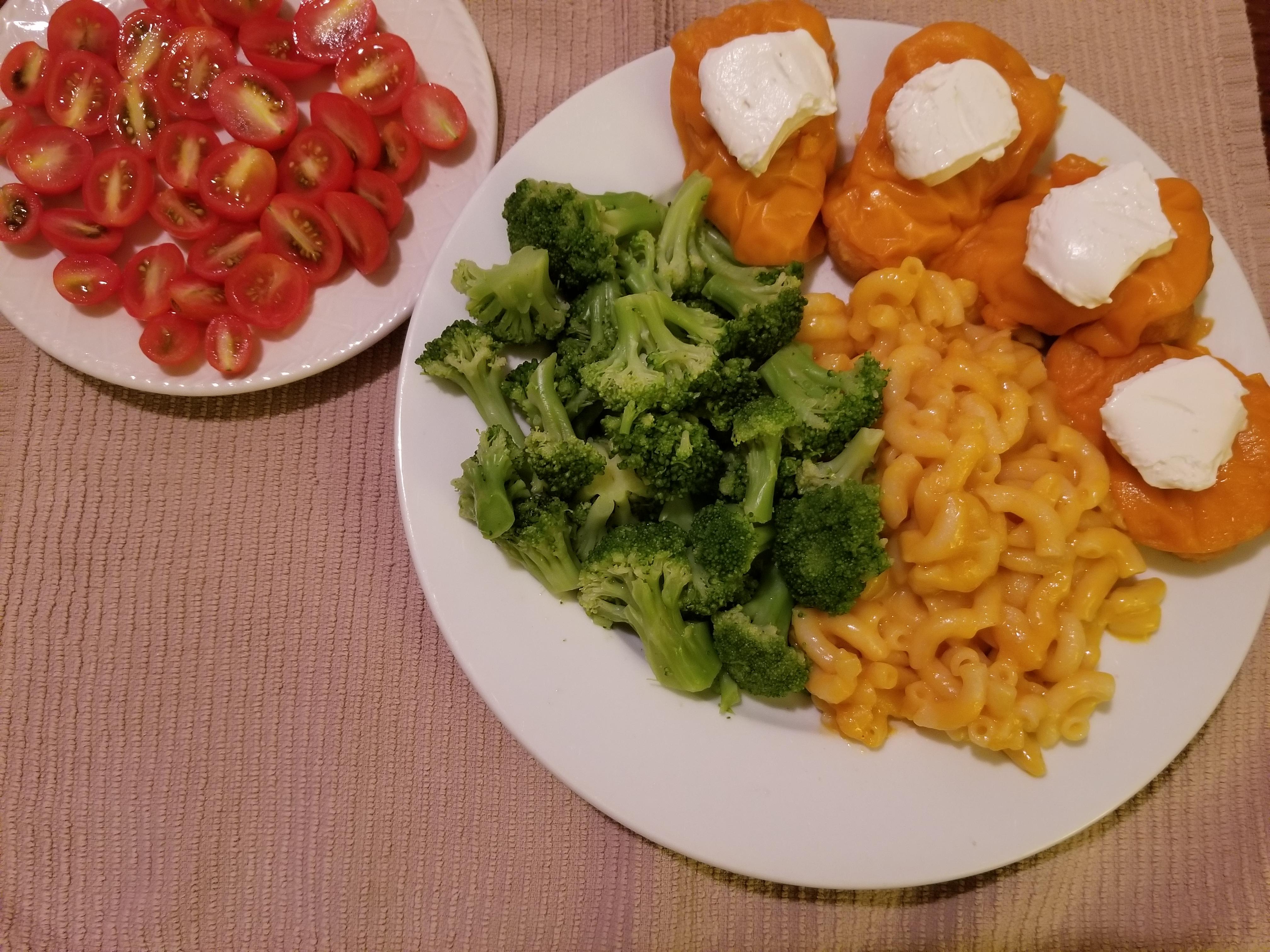 What do vegans eat for dinner? Try Gardein "fish" fillets topped with