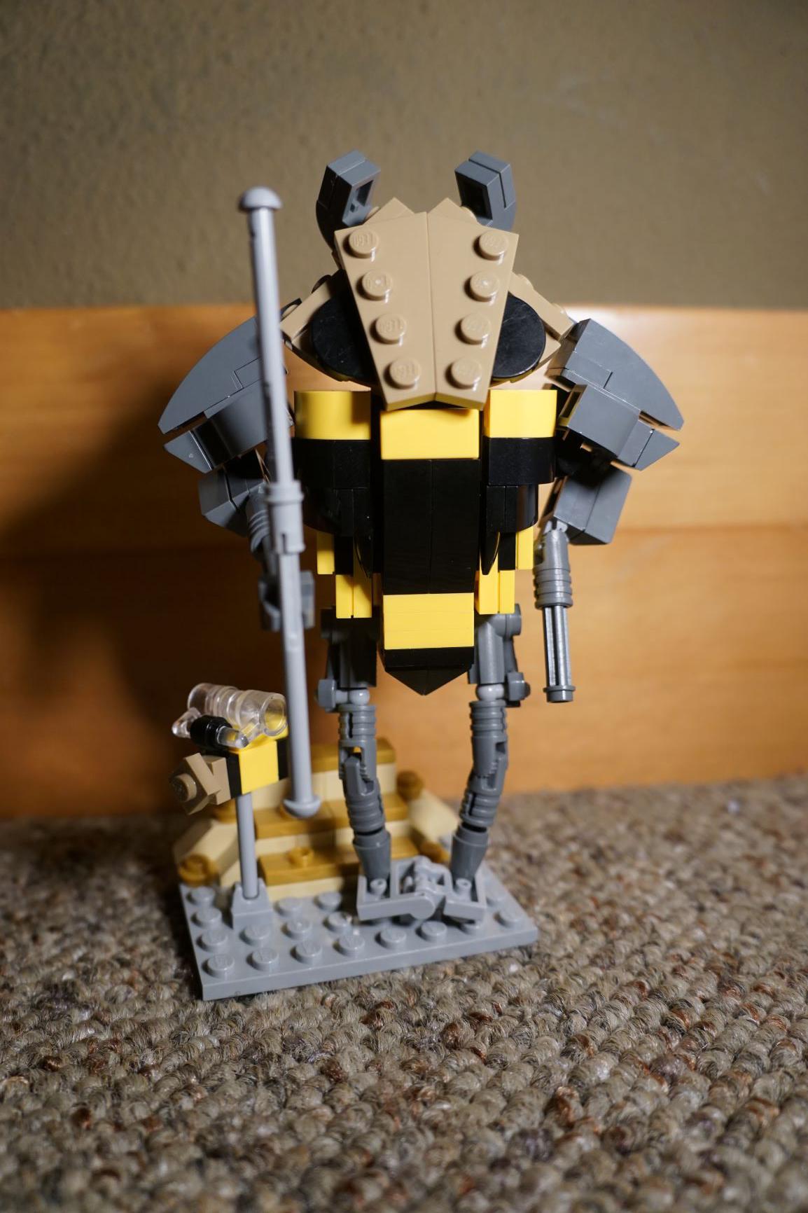 Hive Knight (Hollow Knight moc) r/lego