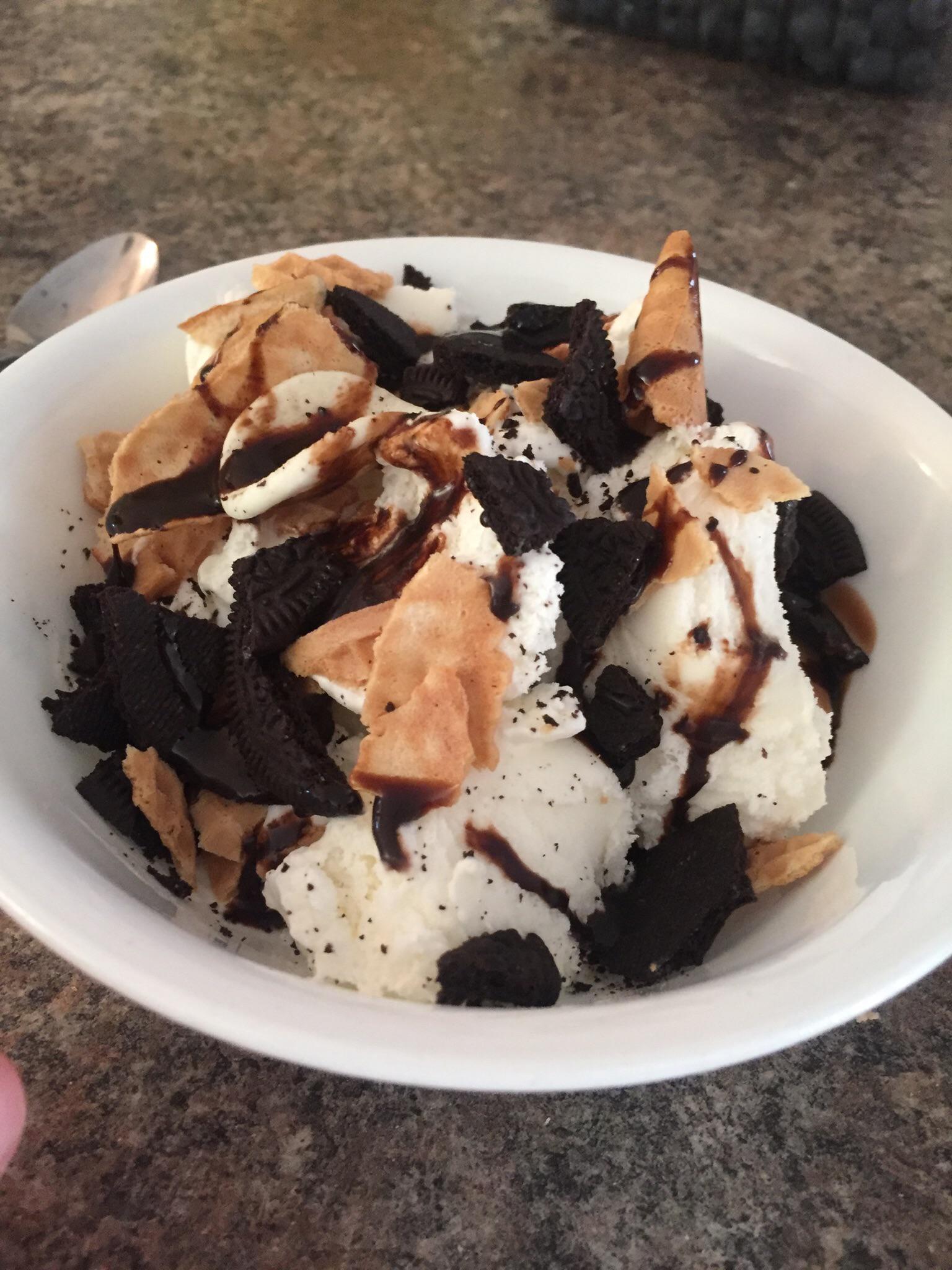 (I made) a Oreo waffle cone sundae! r/food