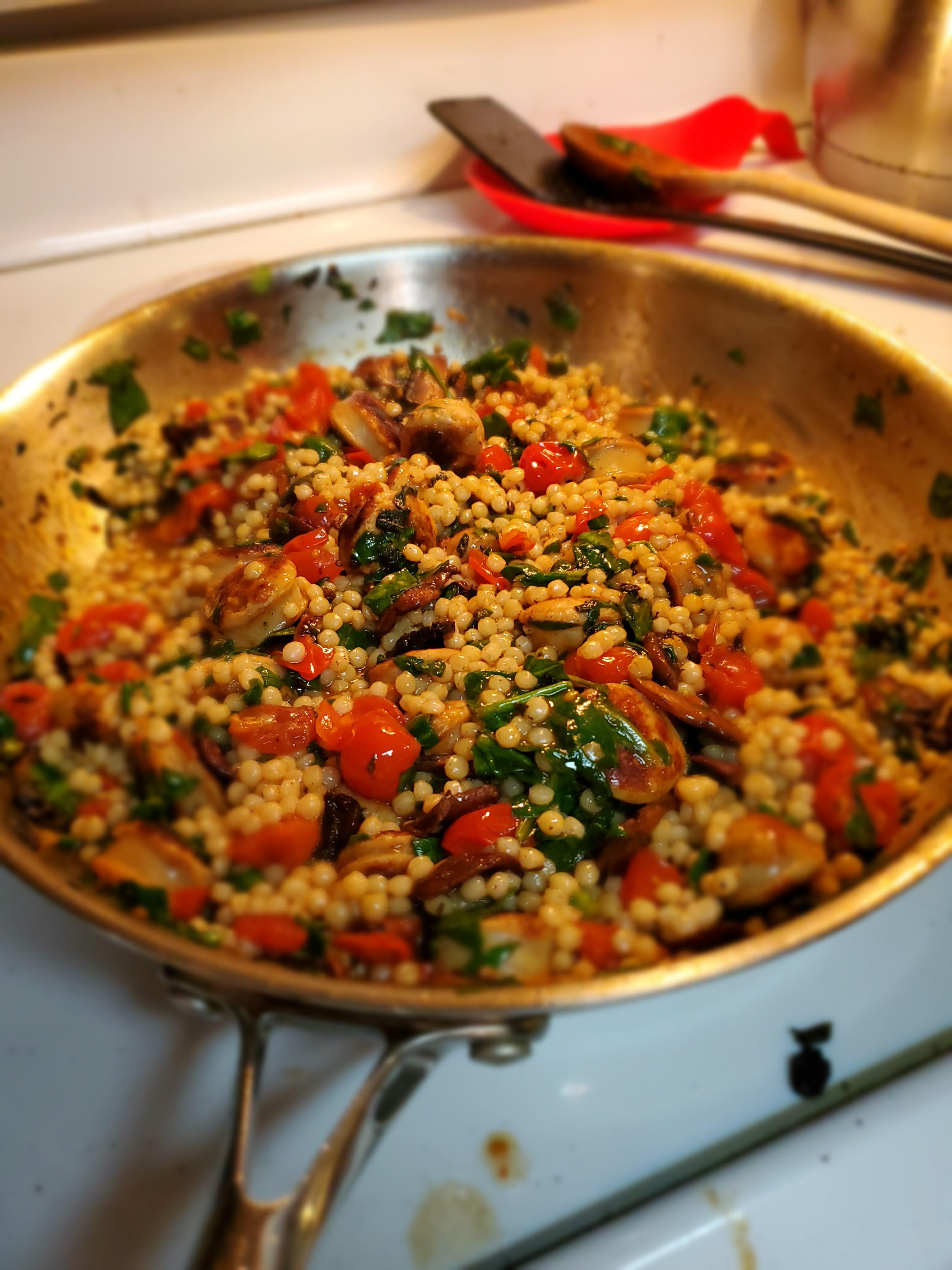 [HOMEMADE] Couscous with chicken sausage and veggies in white wine