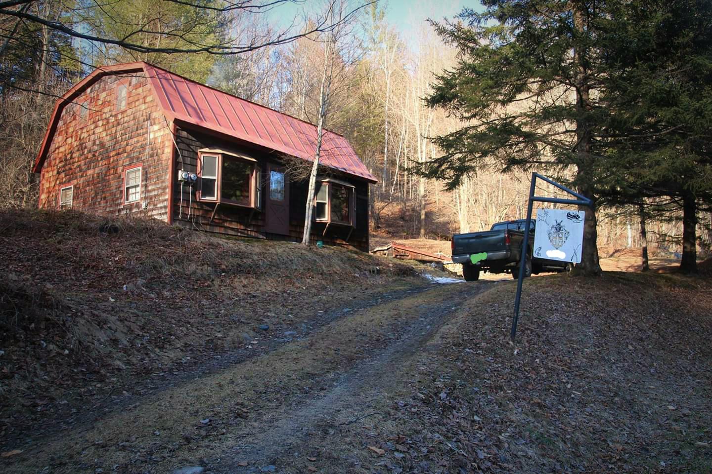 Cabin By A Stream Stockbridge, Vermont. r/CabinPorn