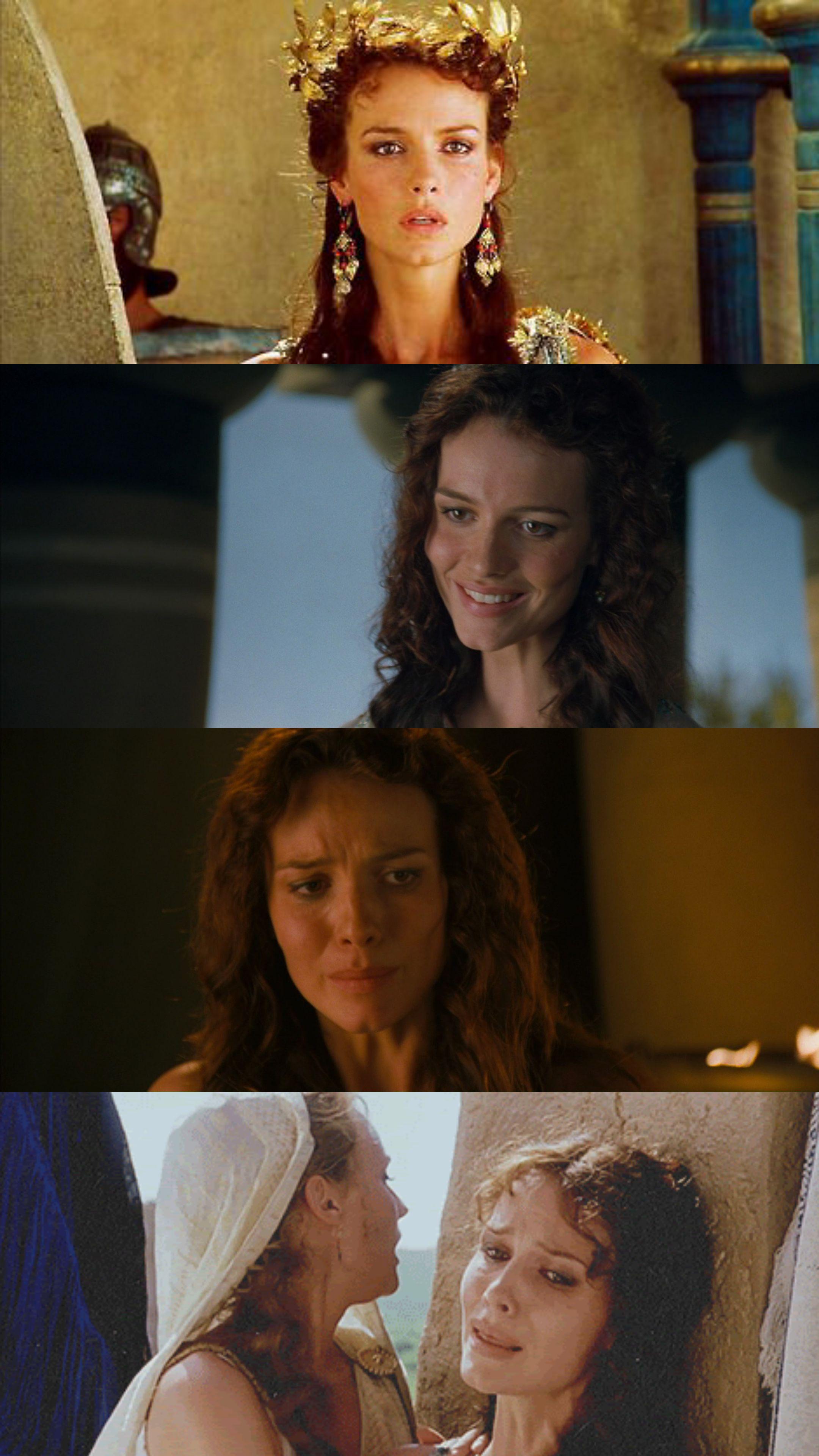 Saffron Burrows as Andromaca in Troy (2004) by Wolfgang Petersen r