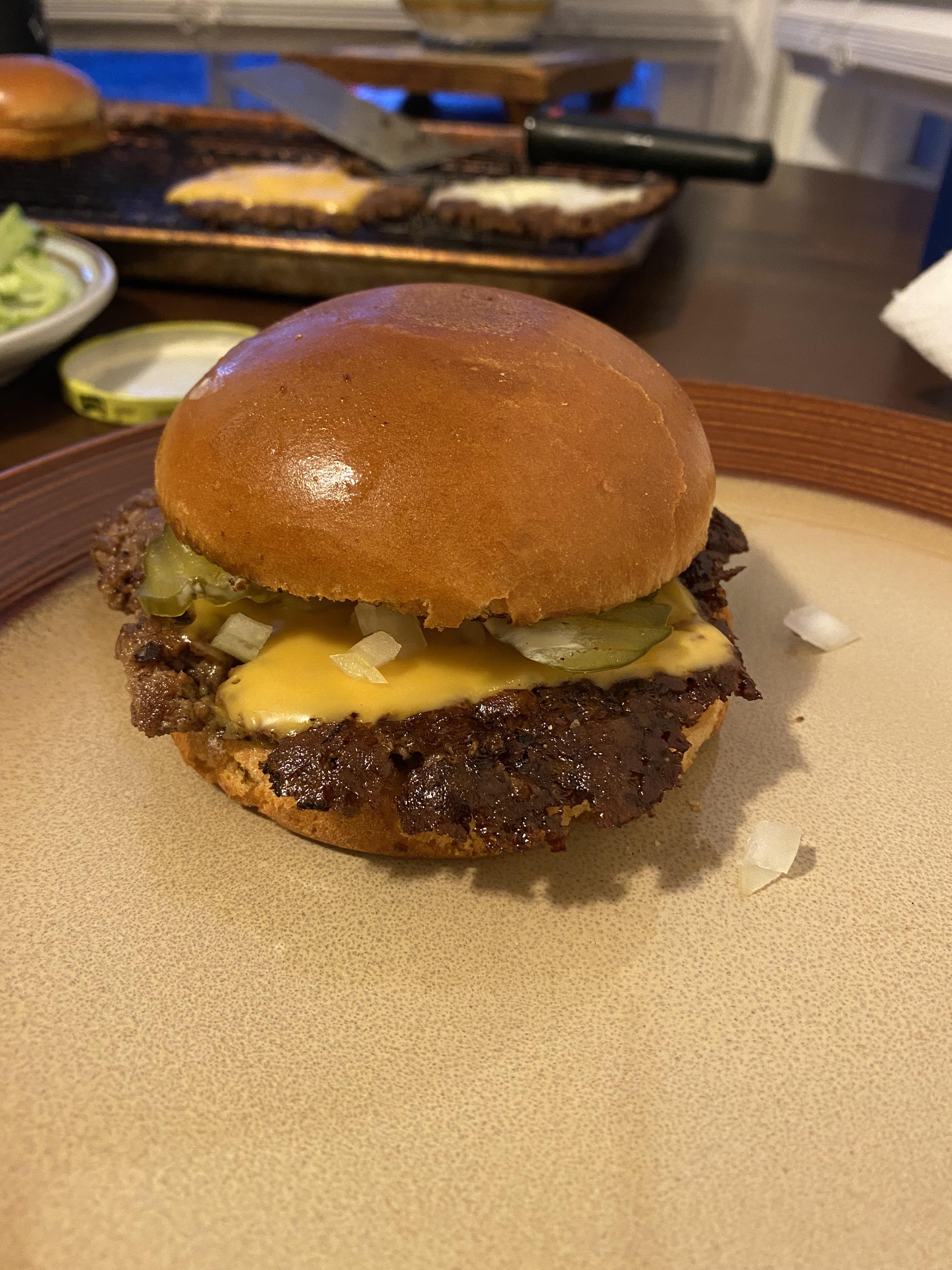 Bought a griddle and made a burger r/burgers