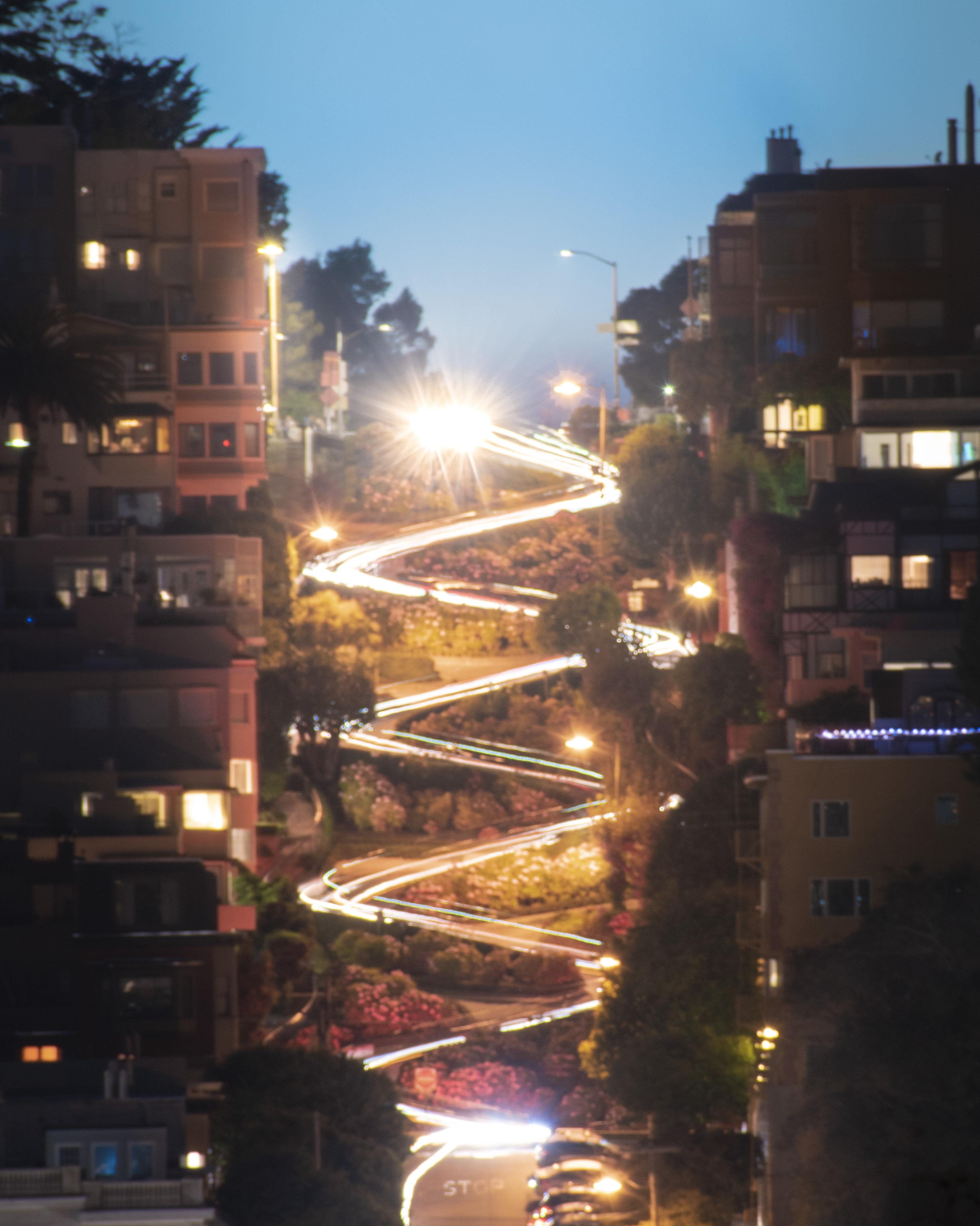 “The crookedest street in the world” r/pics