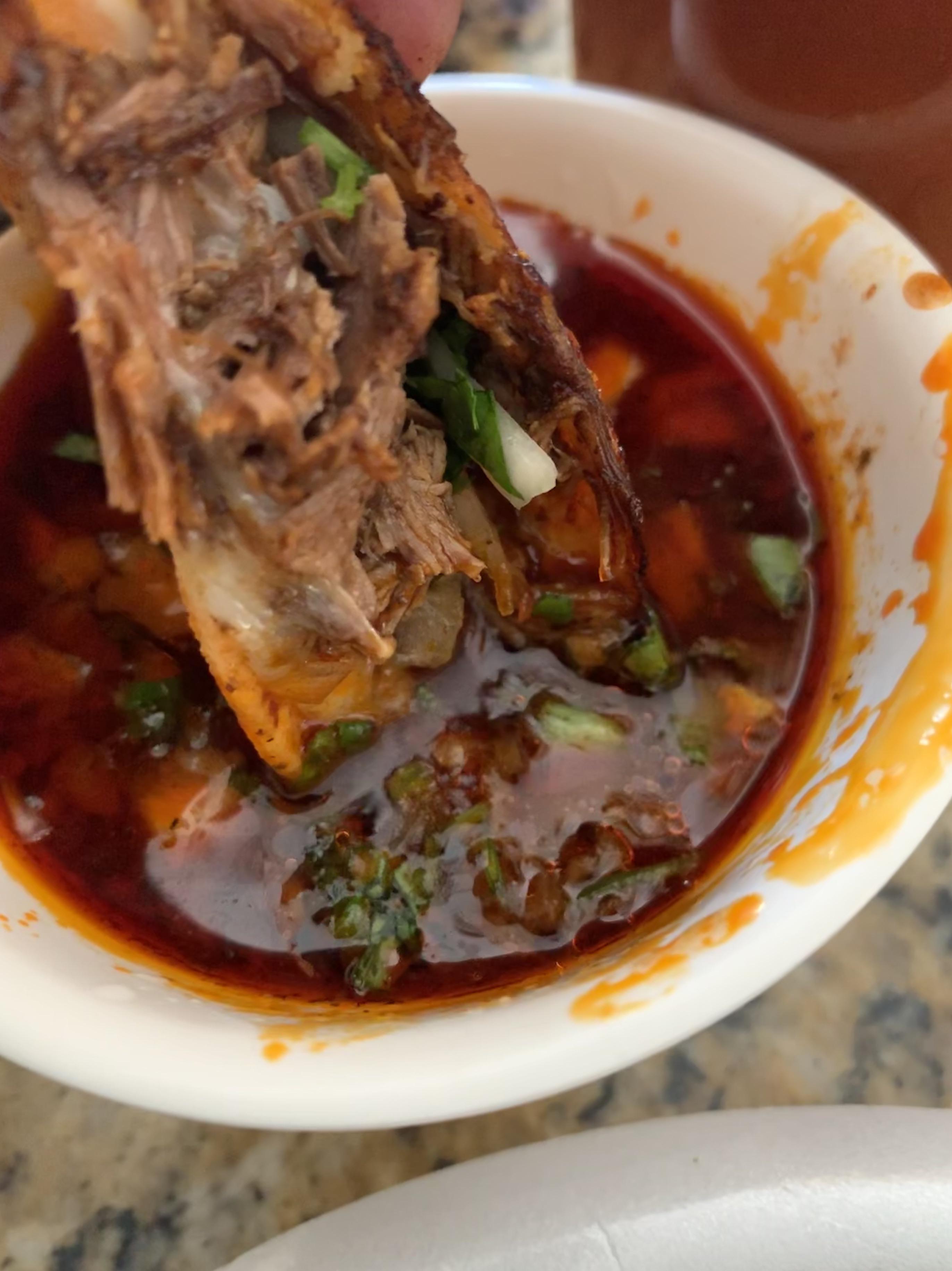 [homemade] Quesabirria tacos with Consume r/food