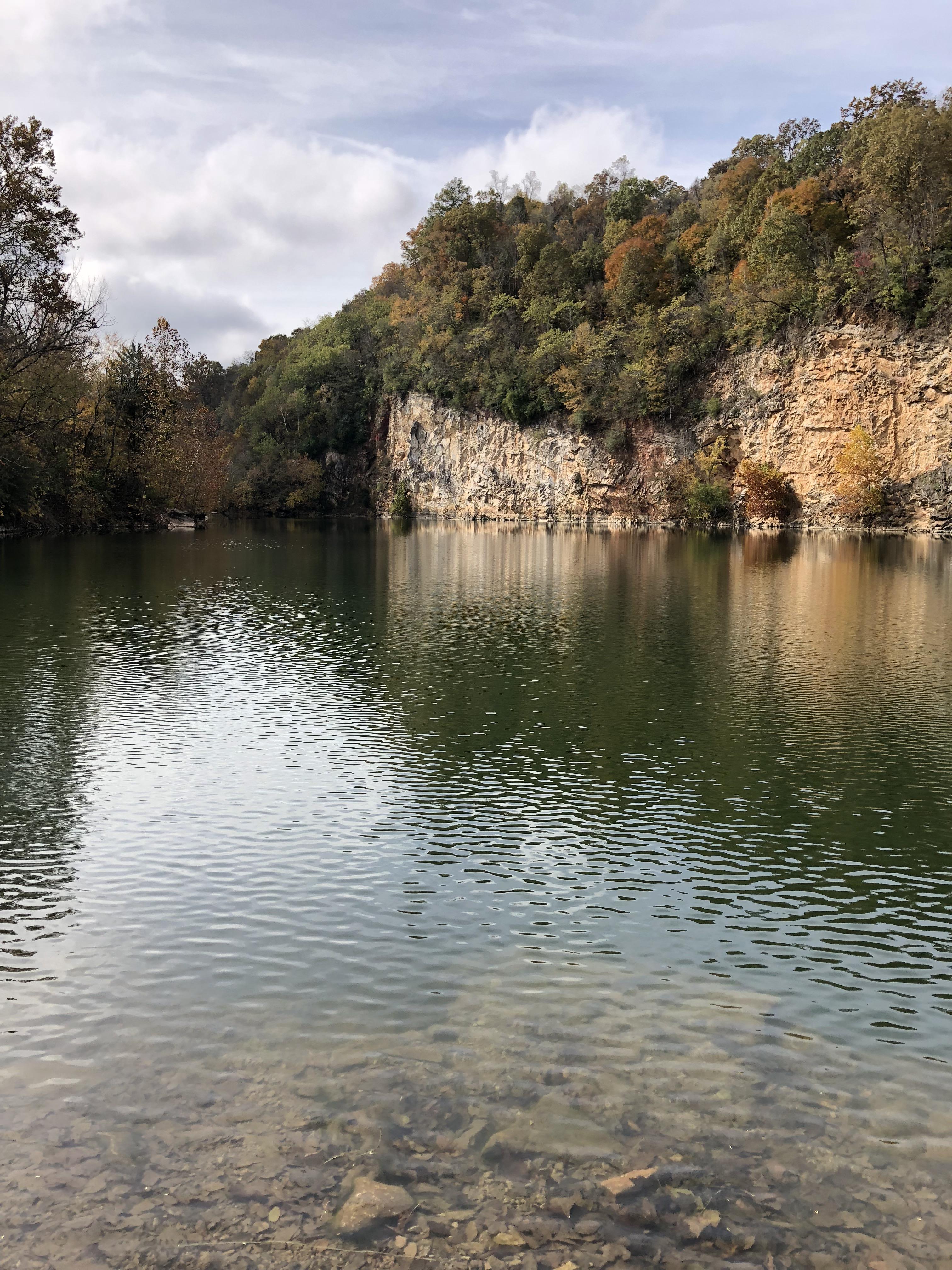 Saw this while hiking. So peaceful. Beautiful quarry in Knoxville, TN. r/pics
