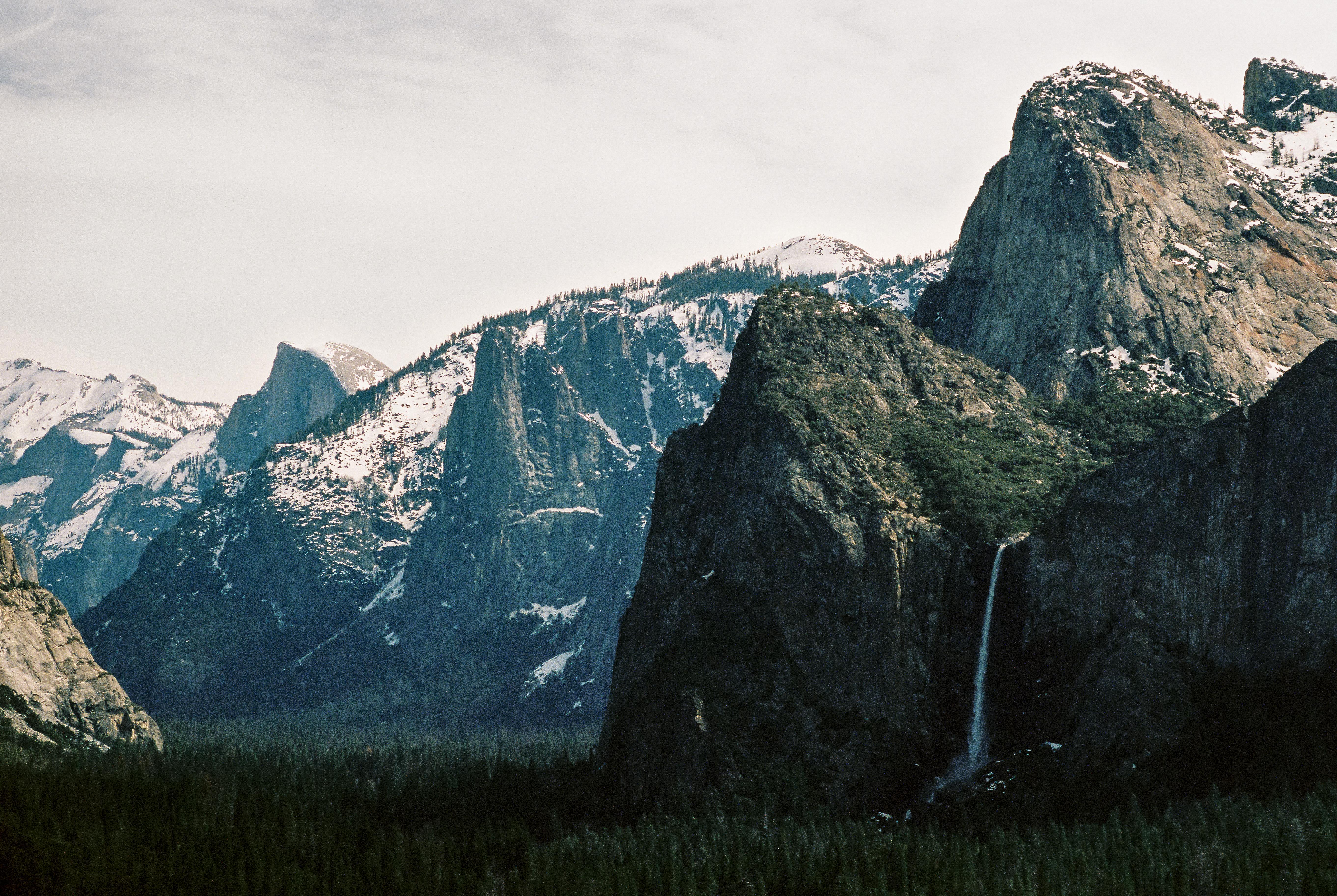 Yosemite, captured on 35mm film [5444x3649] Nature/Landscape Pictures