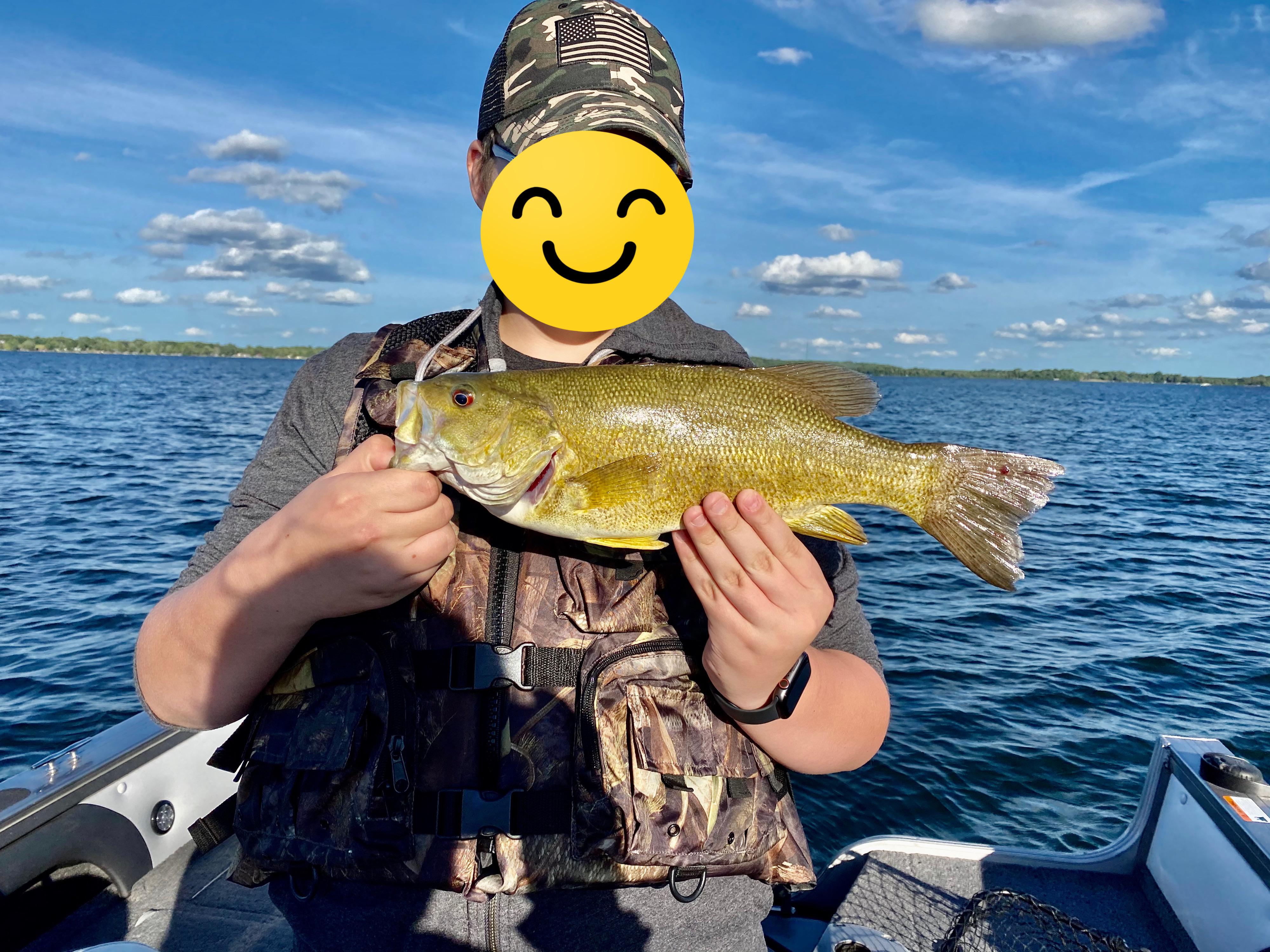 16 inch bass I caught at cormorant lake in MN r/Fishing
