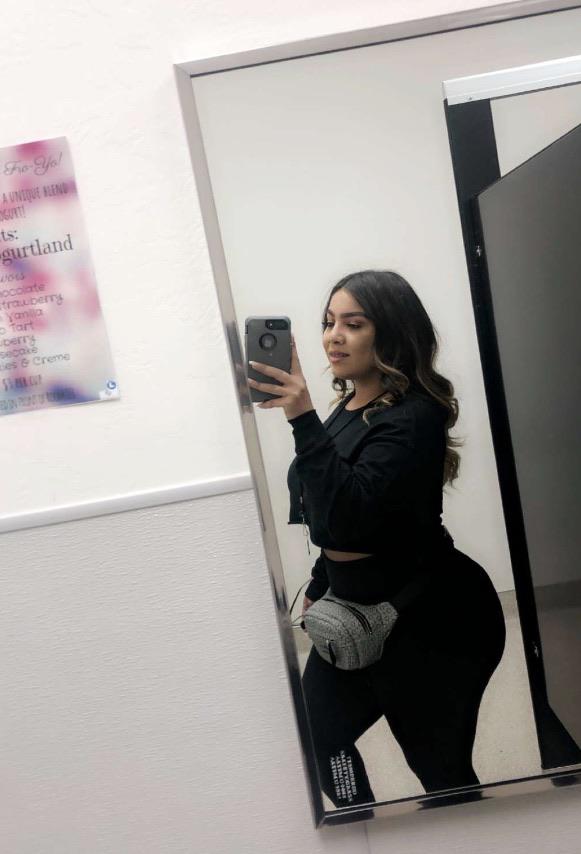 THICK Latina 😍🍑💦 latinas