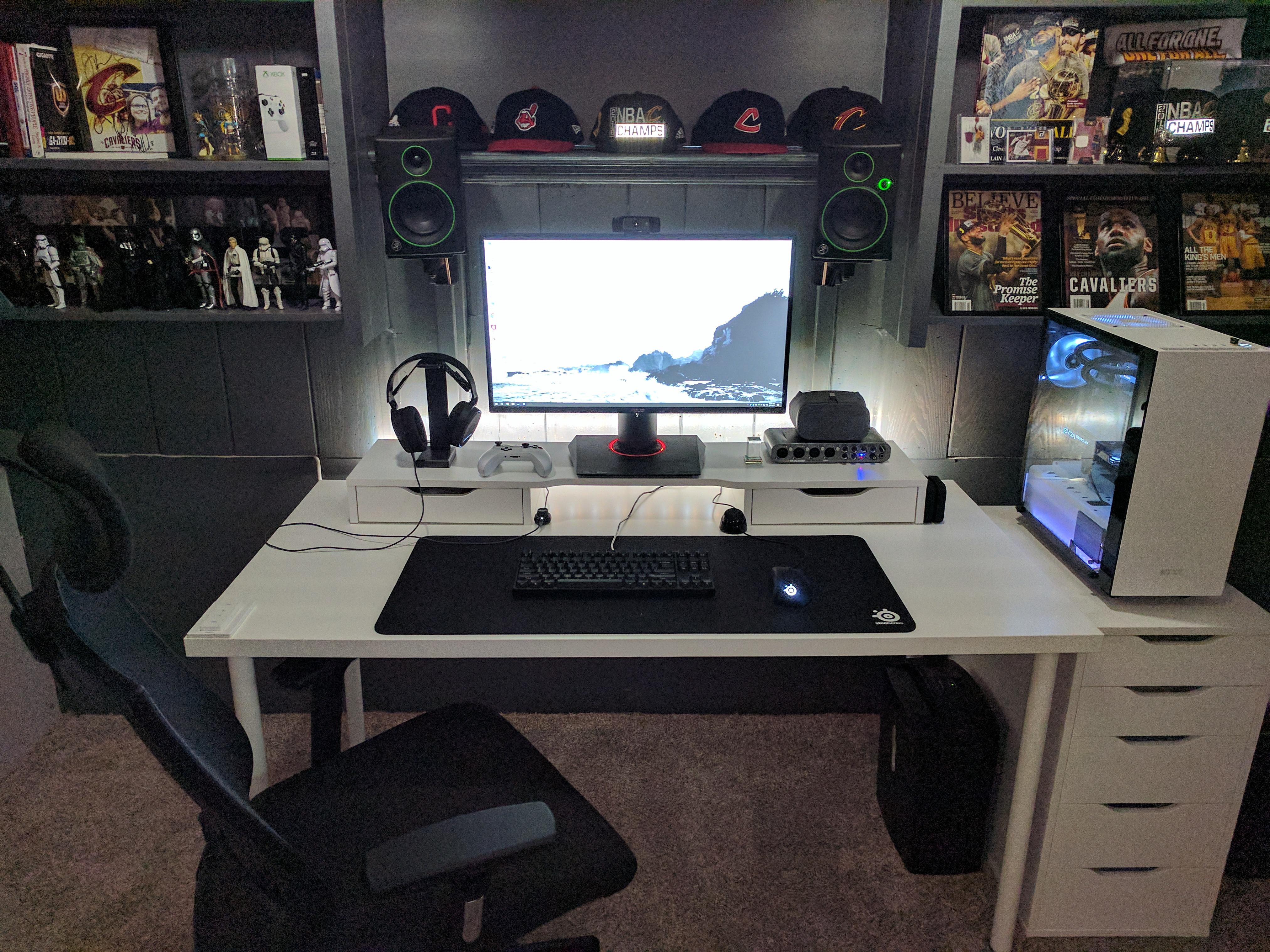New Desk for the Battlestation r/battlestations