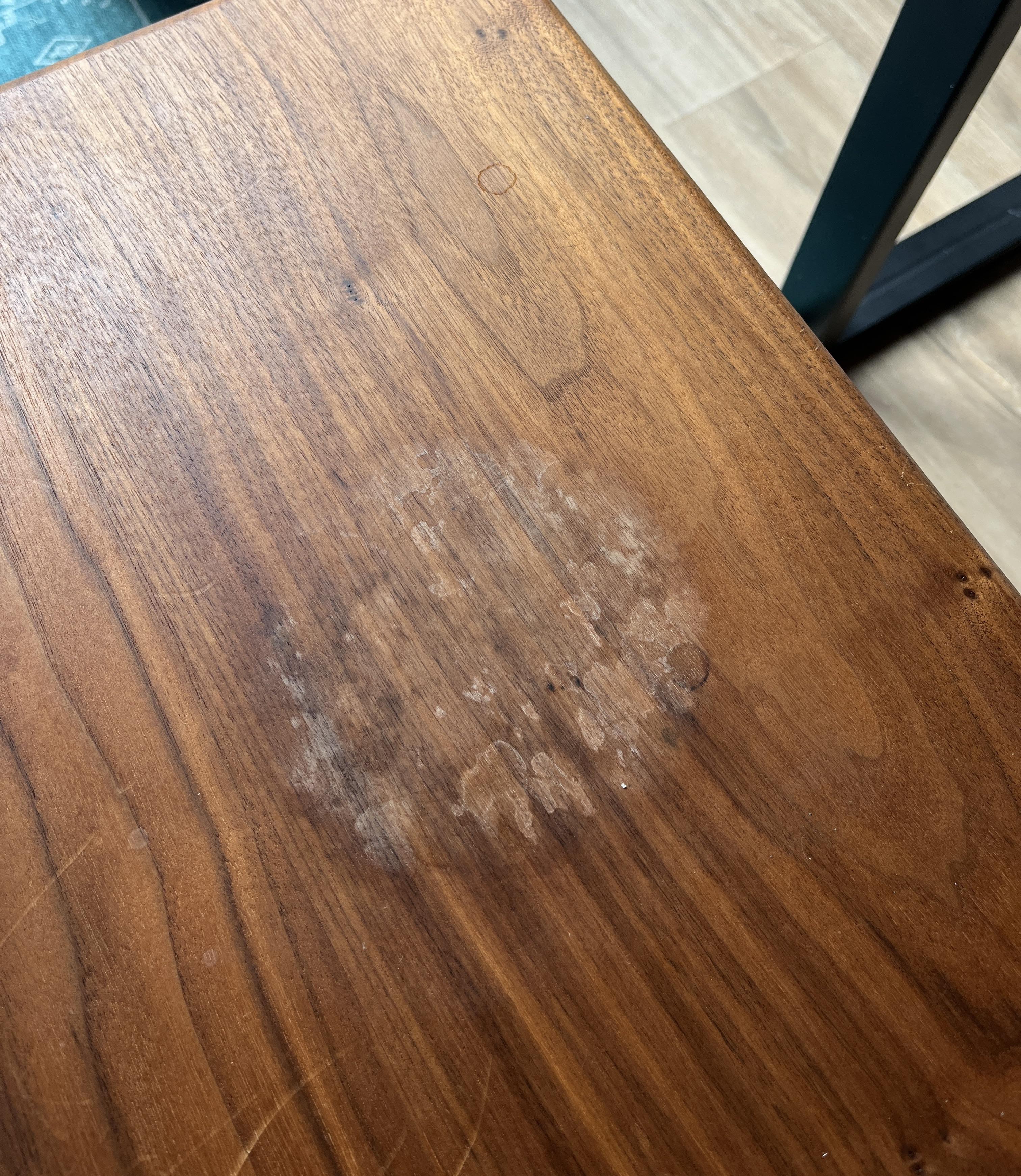 Is this water damage on this bench fixable? r/woodworking