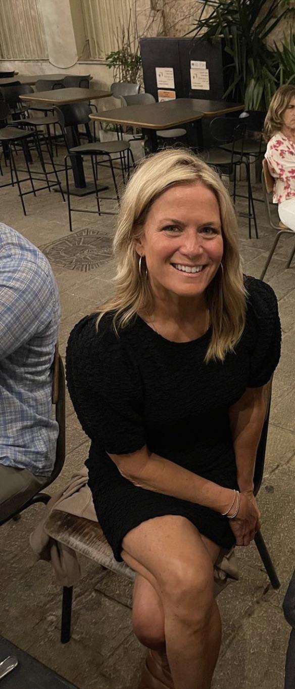 Martha MacCallum, 59 : PrettyOlderWomen