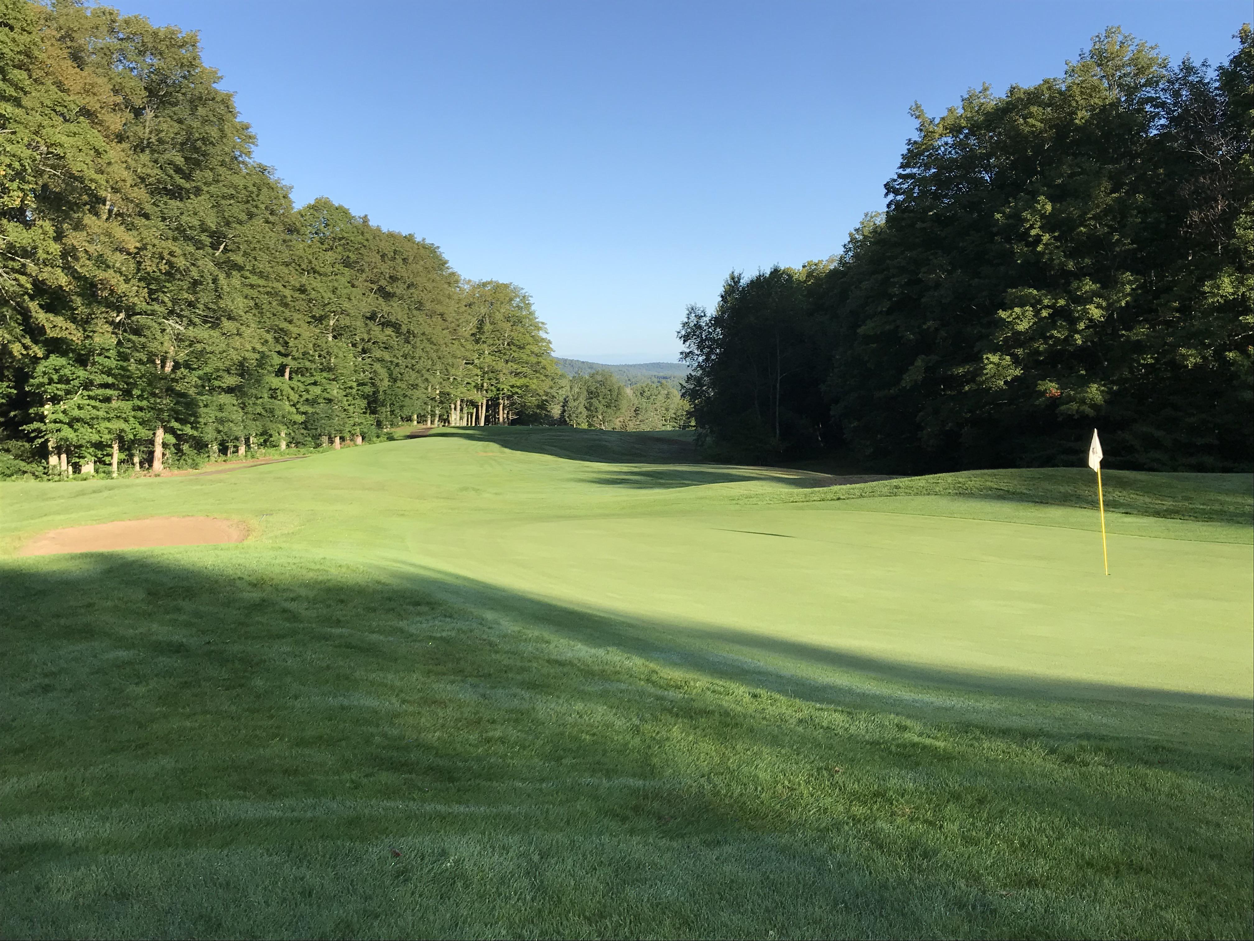 Had to share this photo of the 18th on a beautiful early Sunday morning right before the 70th