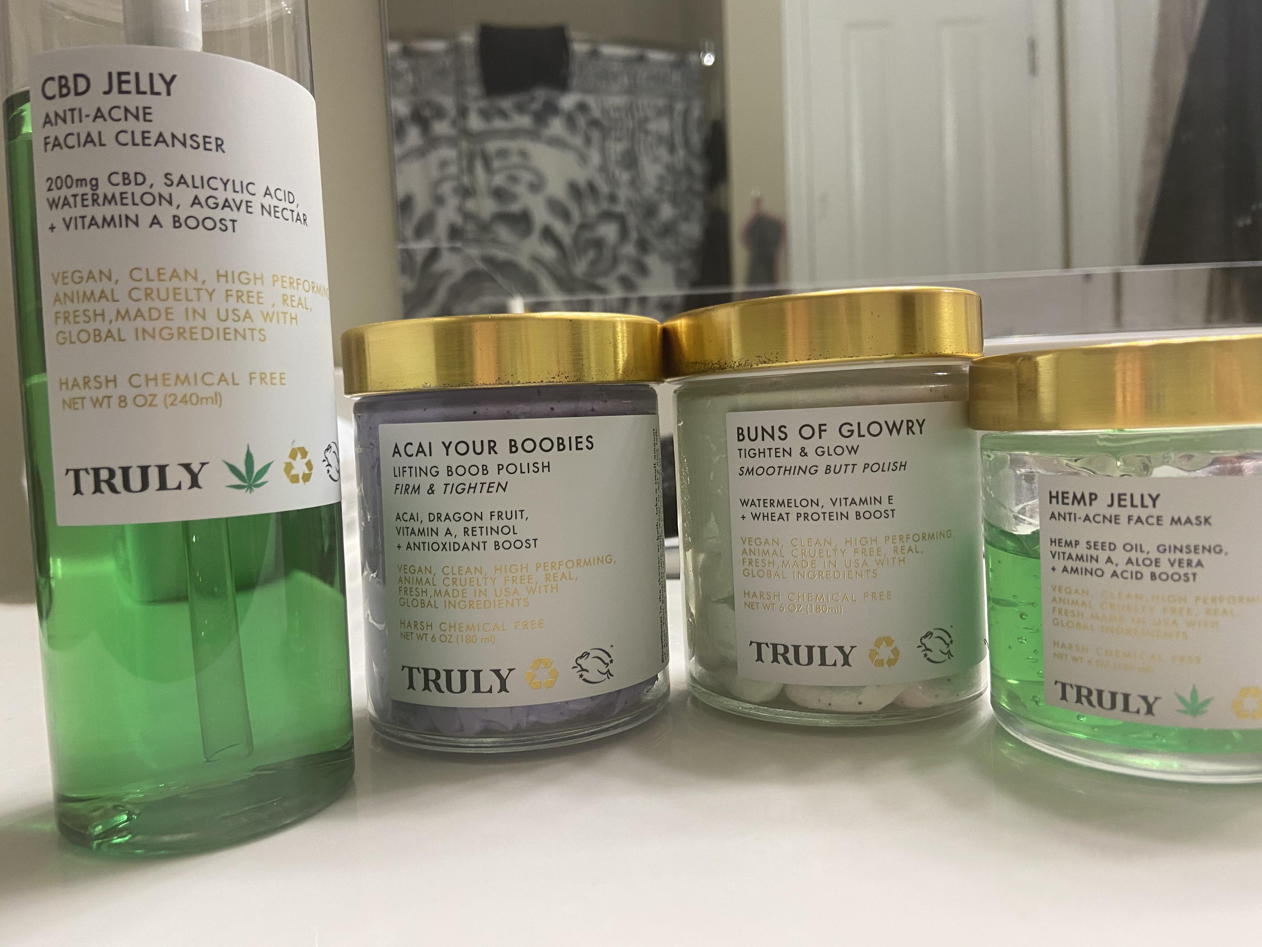 Truly Beauty r/SkincareFlatlays