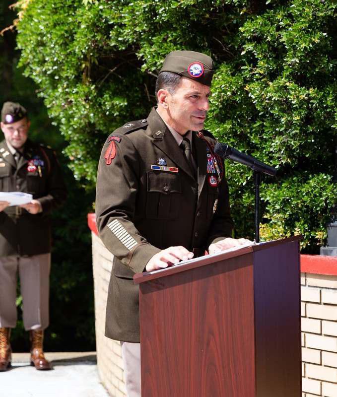 Airborne patched Garrison Caps r/army