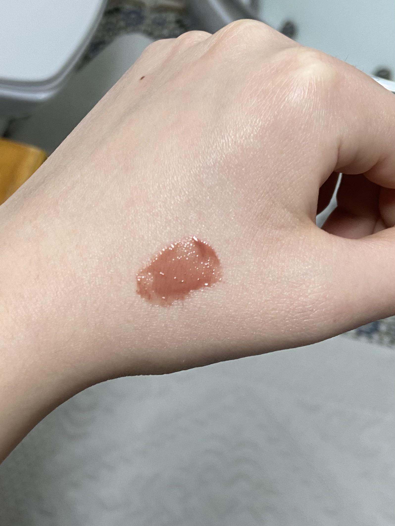 Get The ‘Lipstick that has a similar shade to NYX butter gloss in shade