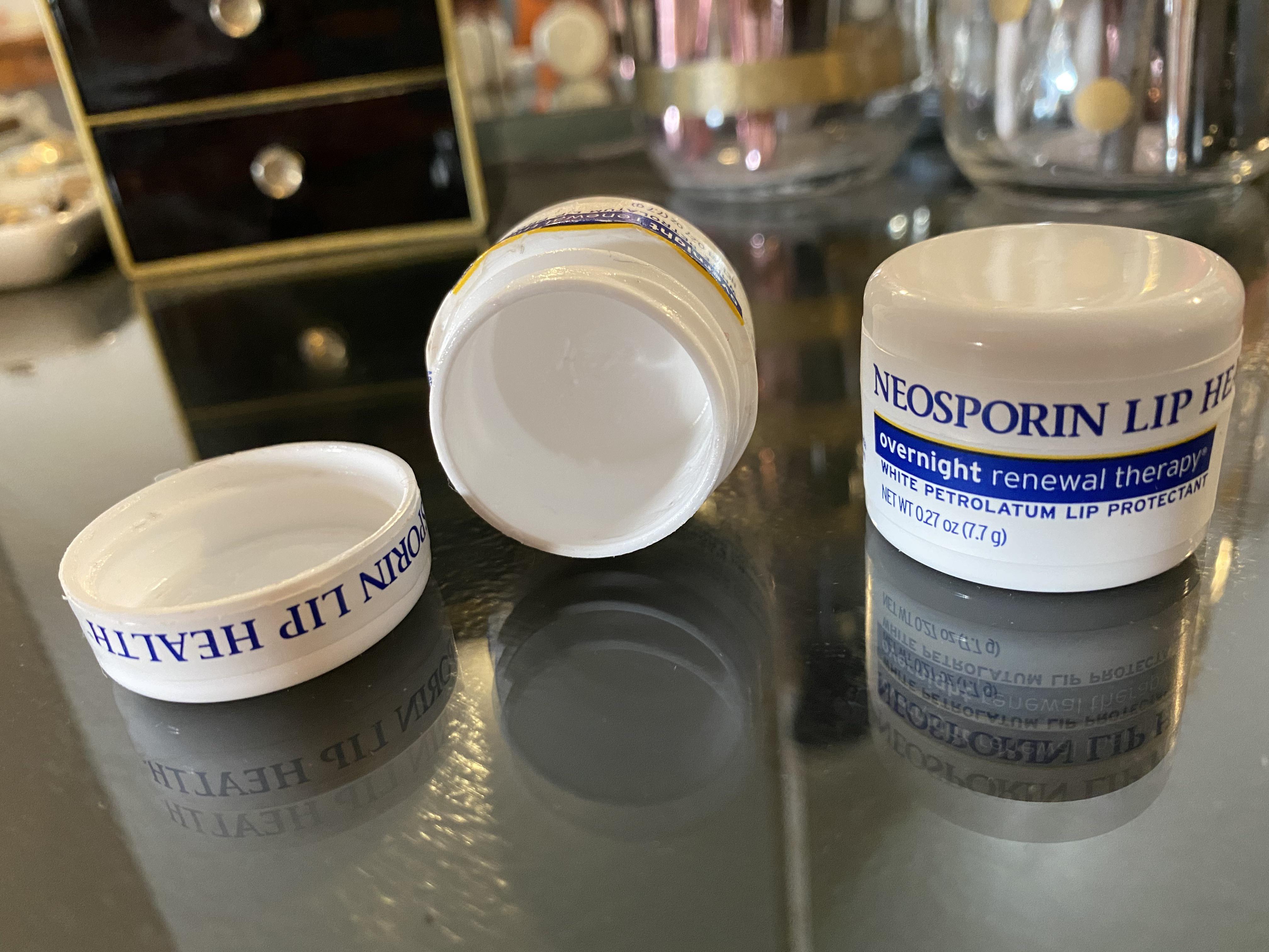 Neosporin Lip Health Overnight Renewal Therapy r/PanPorn