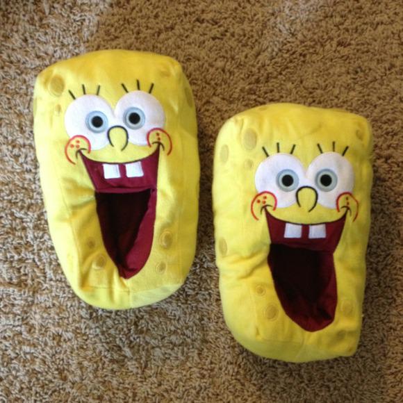SpongeBob SquarePants slippers! r/nostalgia