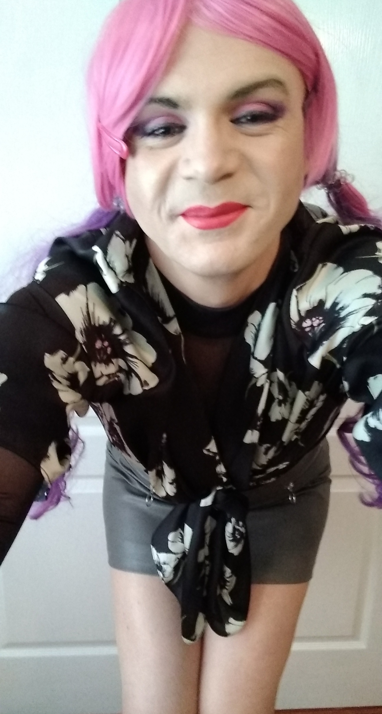 Bored of trying to pose! Any tips on being more passable? Wife reckons my jaw's too strong. Then