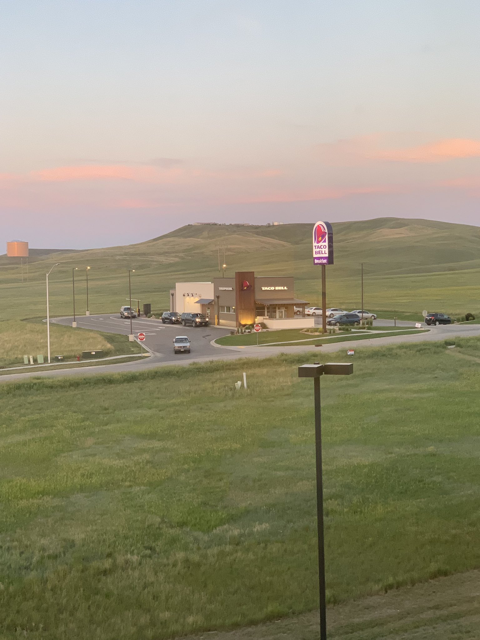 Taco Bell + Bliss colab r/LiminalSpace