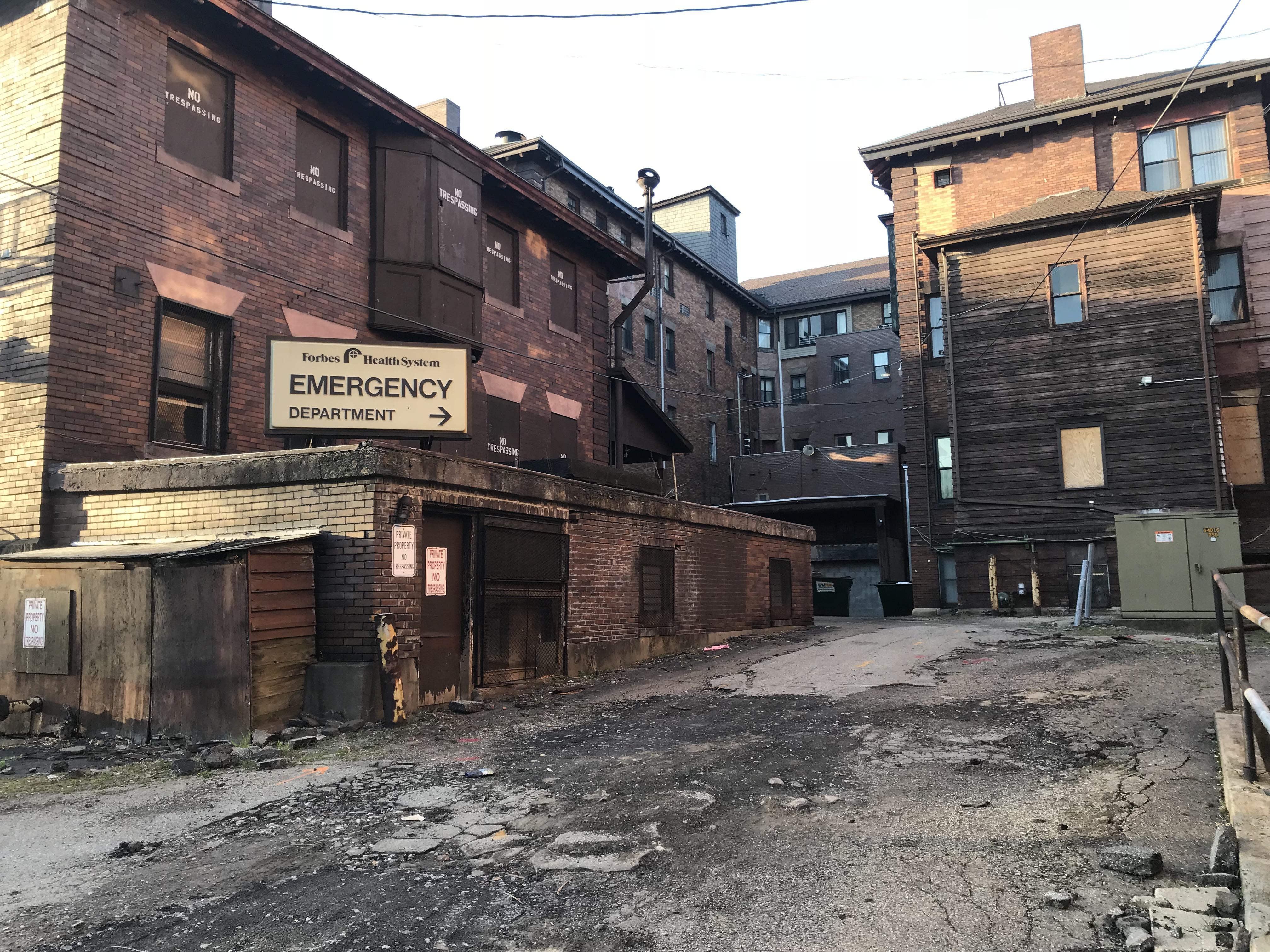 Abandon hospital emergency room entrance near Pittsburgh, PA