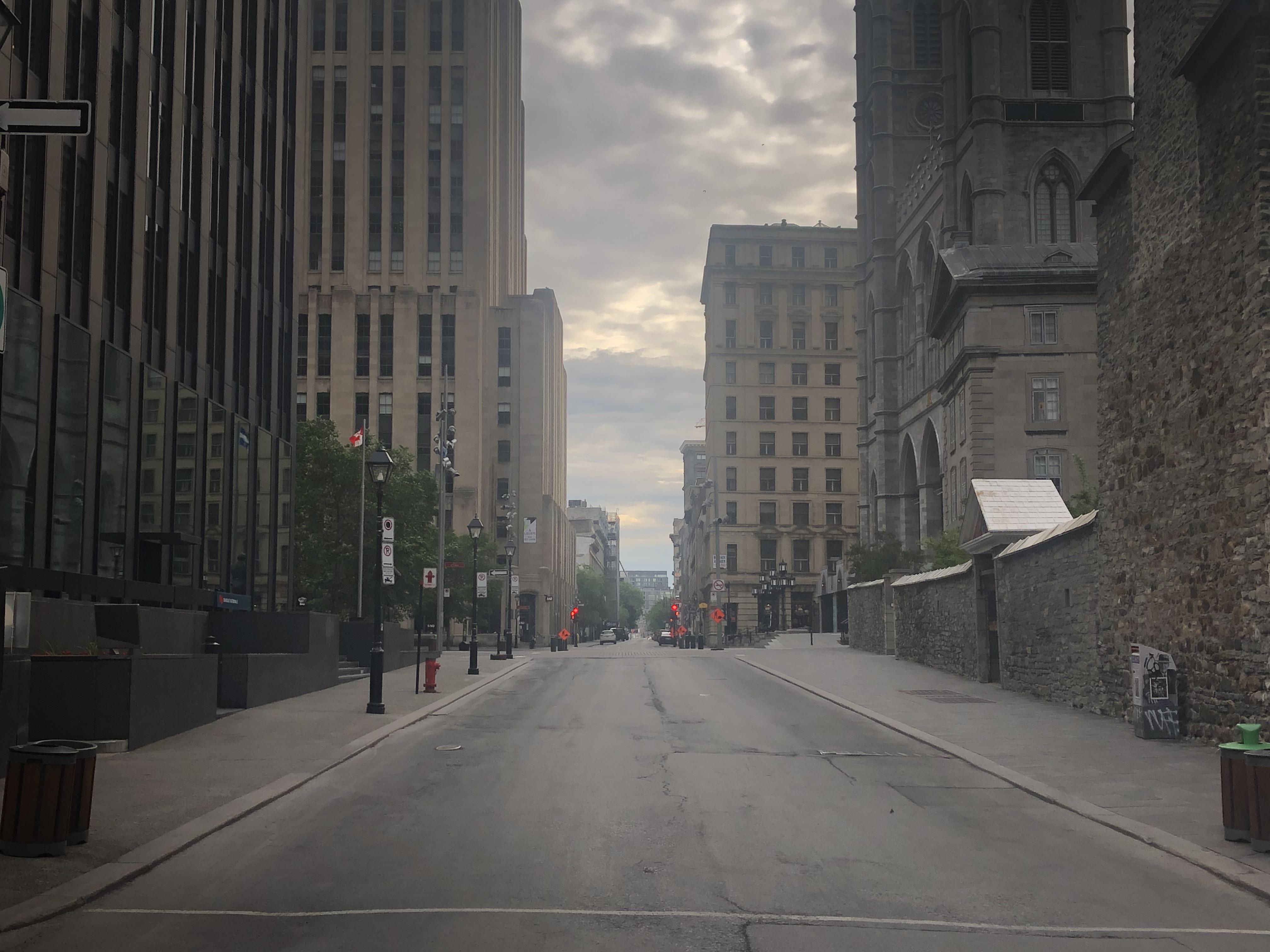 Rue NotreDame r/montreal
