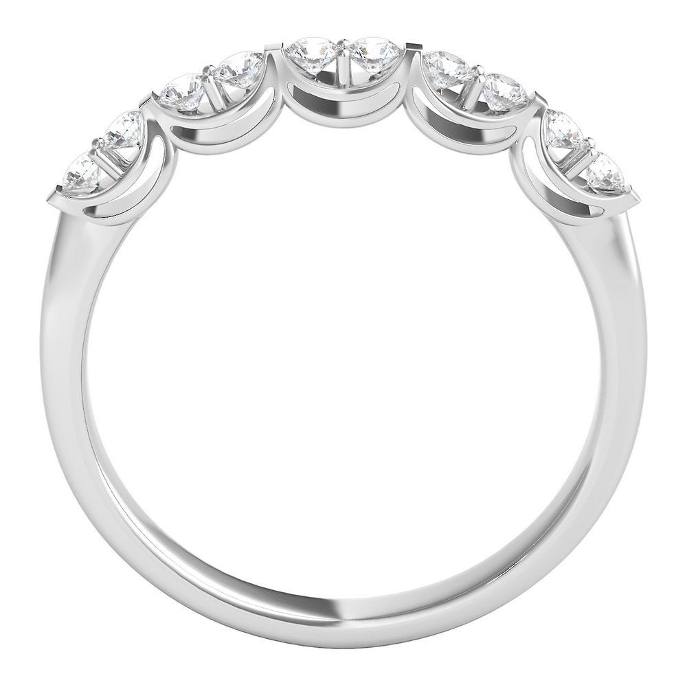 Name for diamond setting. My wife wants a ring that matches her wedding