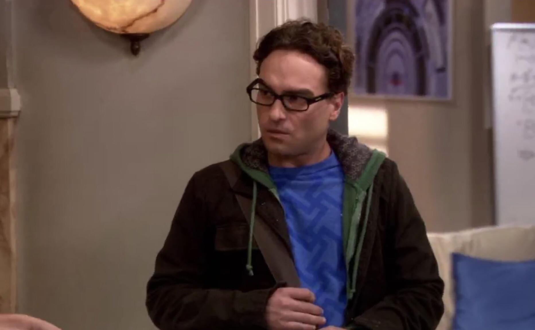 The Big Bang theory season 1 episode 5 leonards Shirt design r