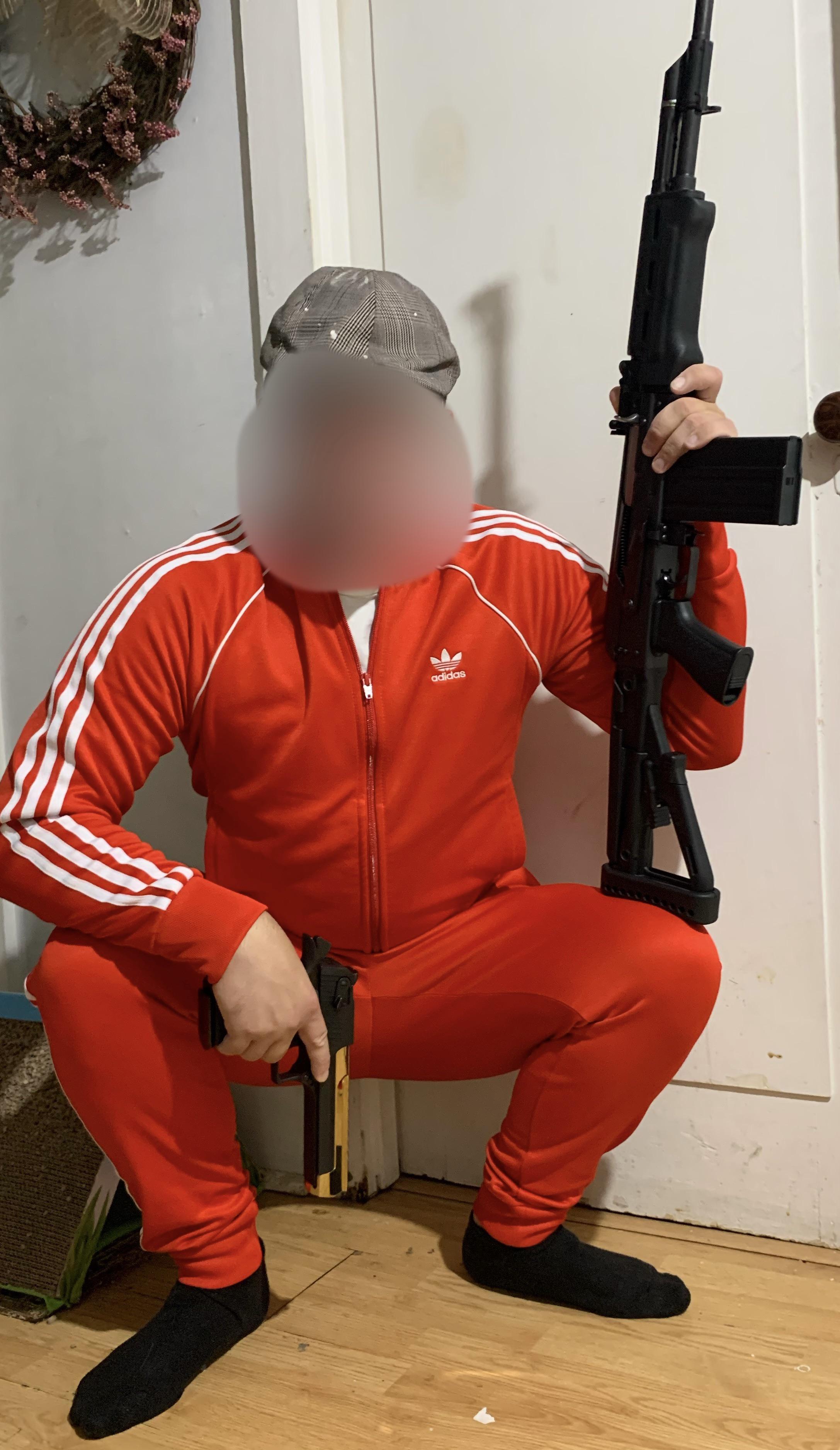Bought an AK, woke up in this tracksuit r/guns