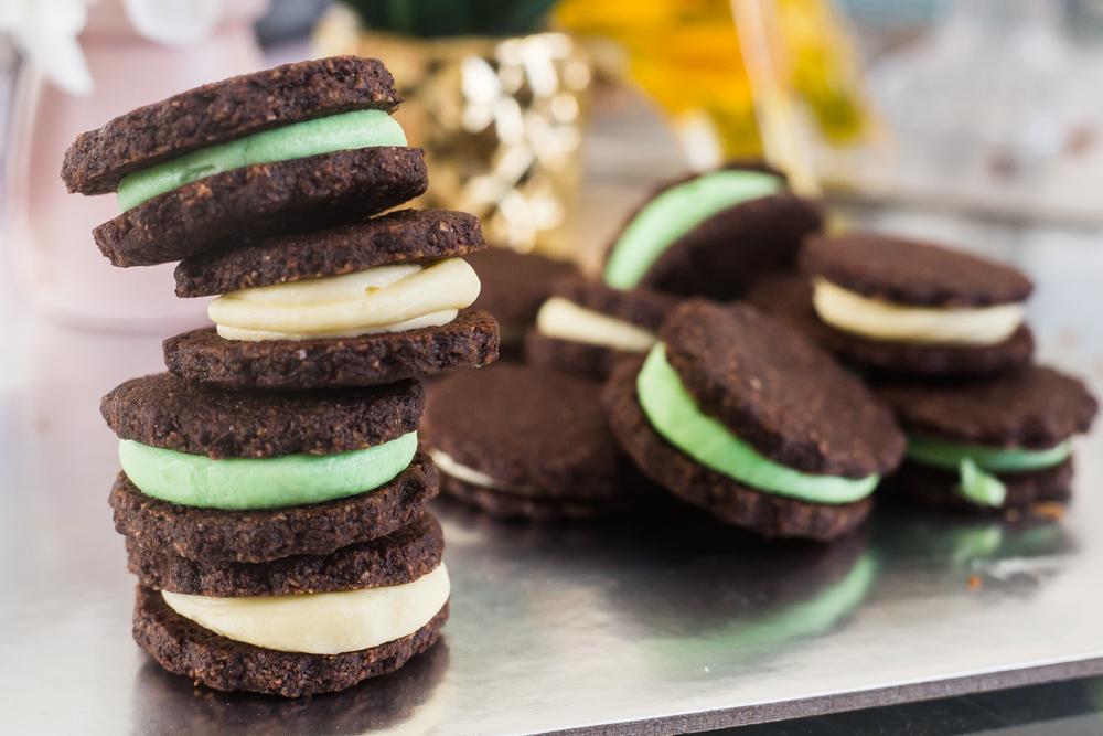 Keto Oreos! (with the picture this time) r/ketorecipes