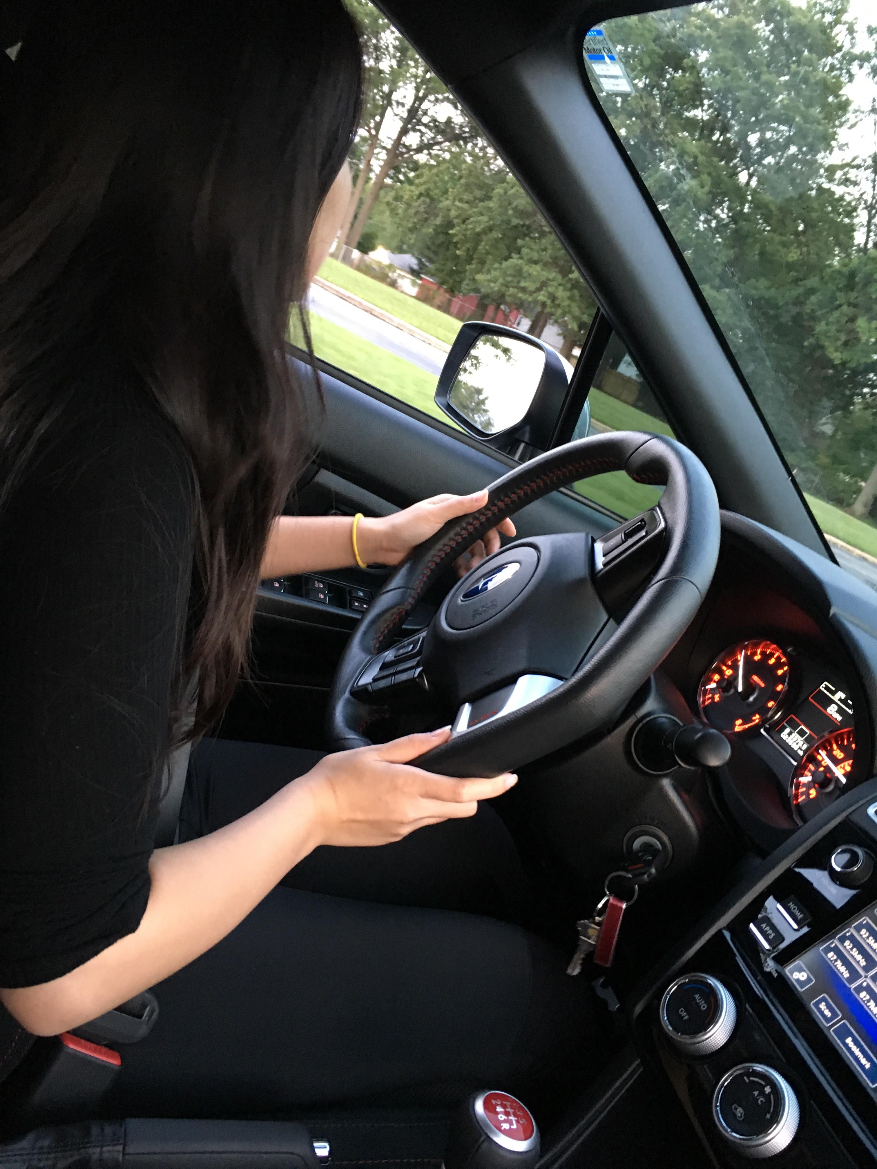 Teaching the girlfriend how to drive a manual r/subaru