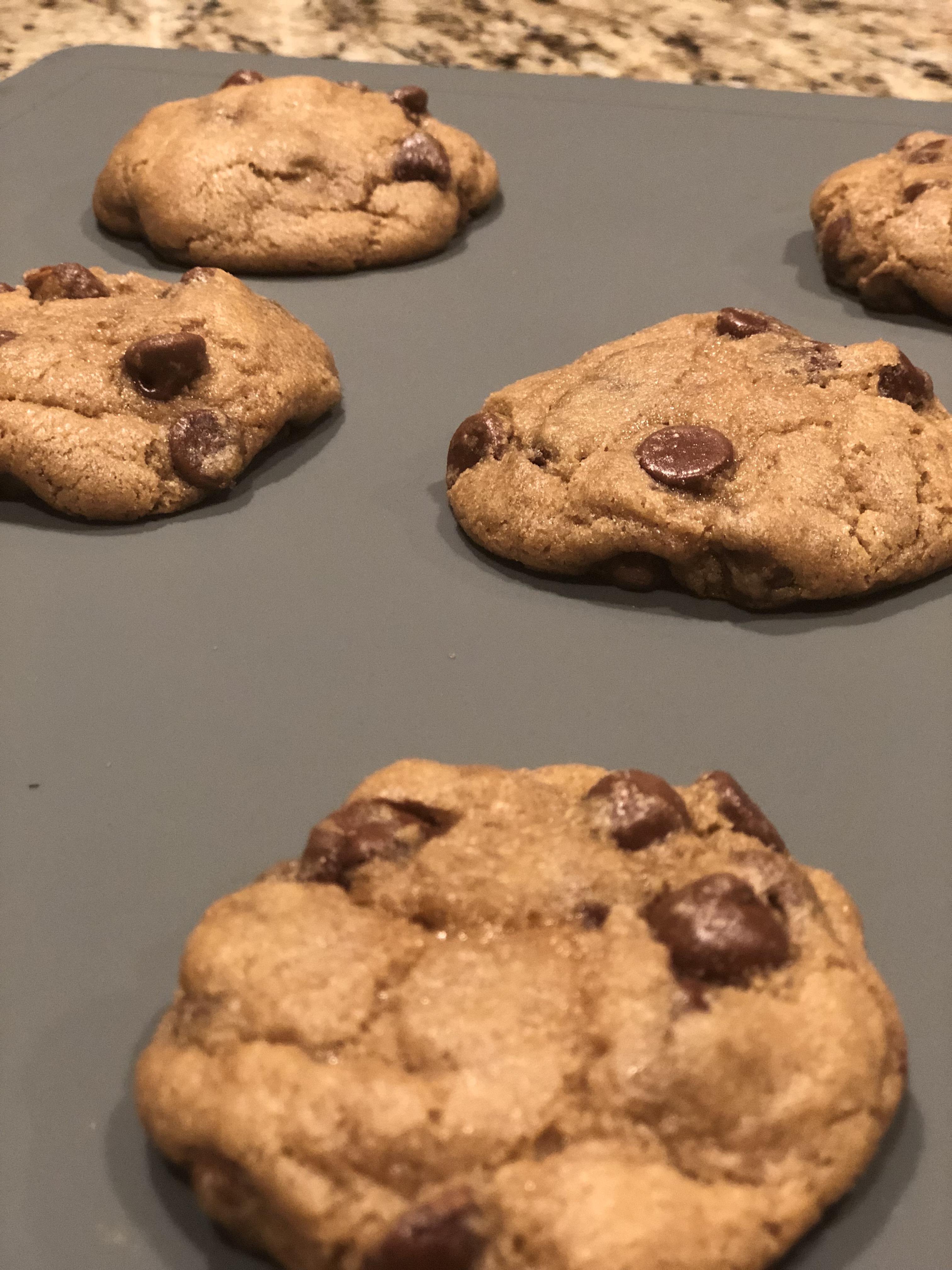 [I made] Classic gooey chocolate chip cookies r/FoodPorn