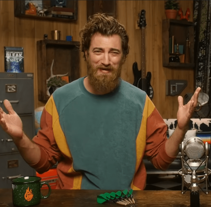 Any idea what sweatshirt Rhett is wearing? goodmythicalmorning