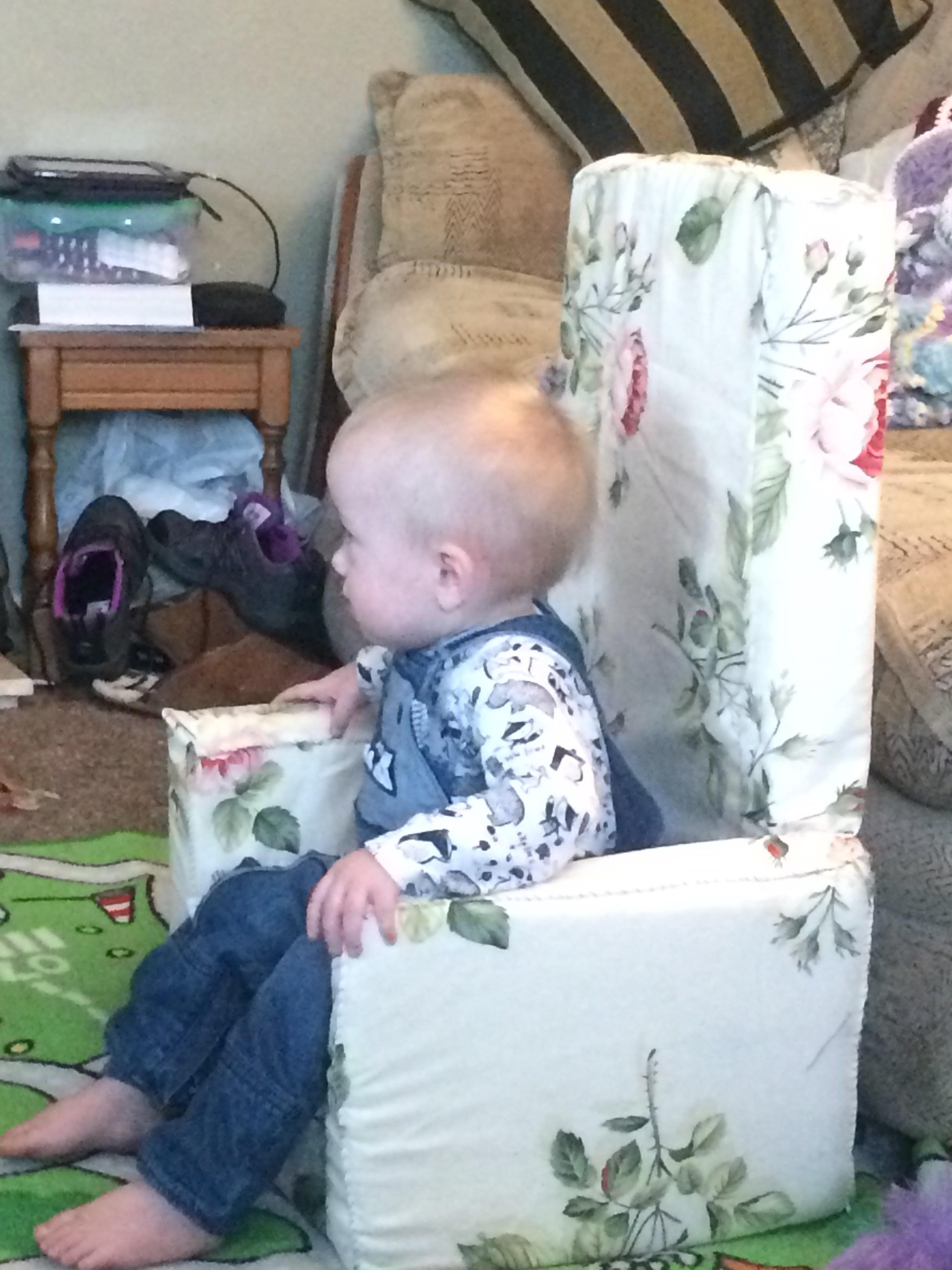 I made this! Foam toddler chair from an old travel cot mattress. r/crafts