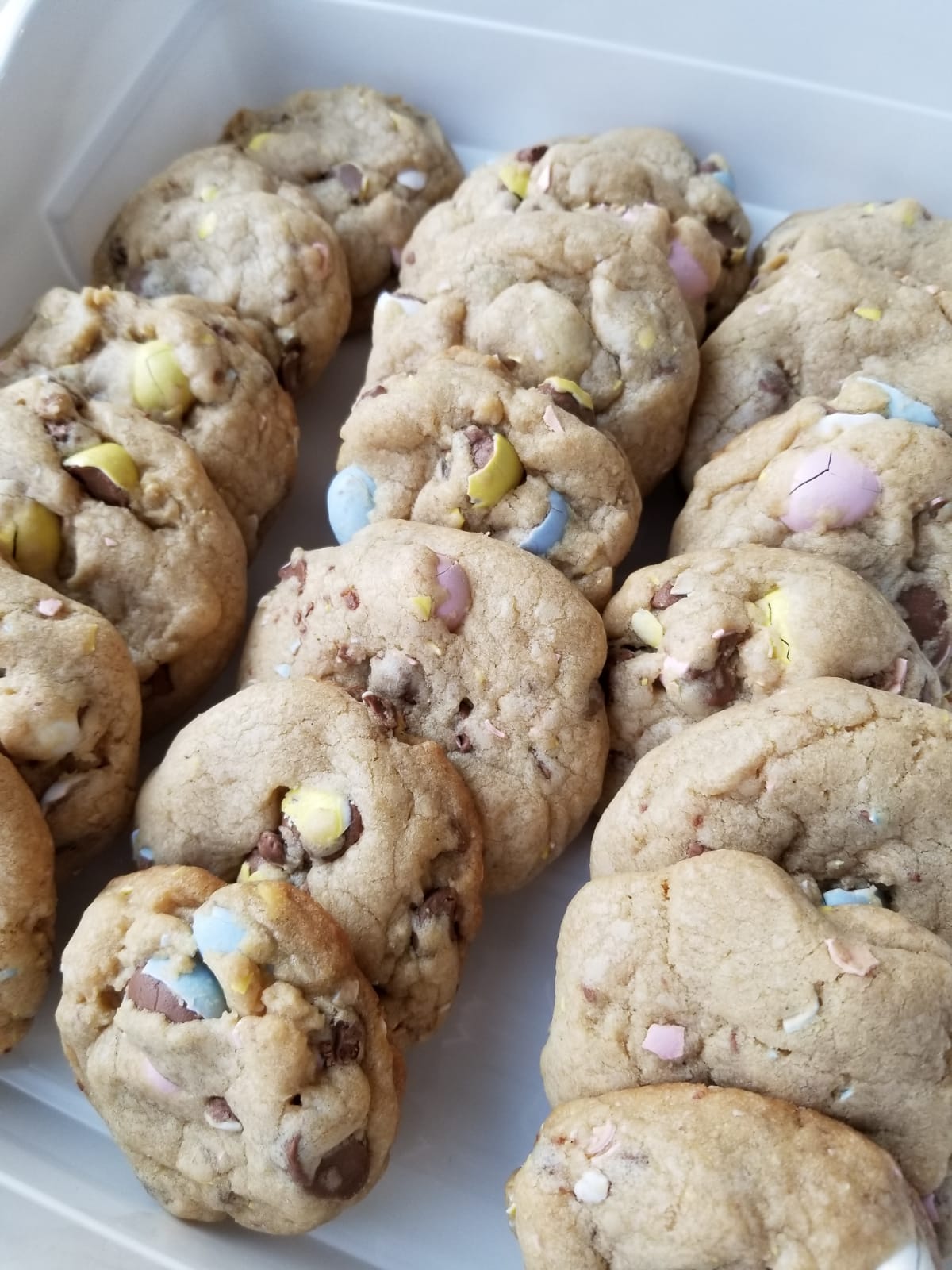 [Homemade] Mini Egg Chocolate Chip Cookies r/food