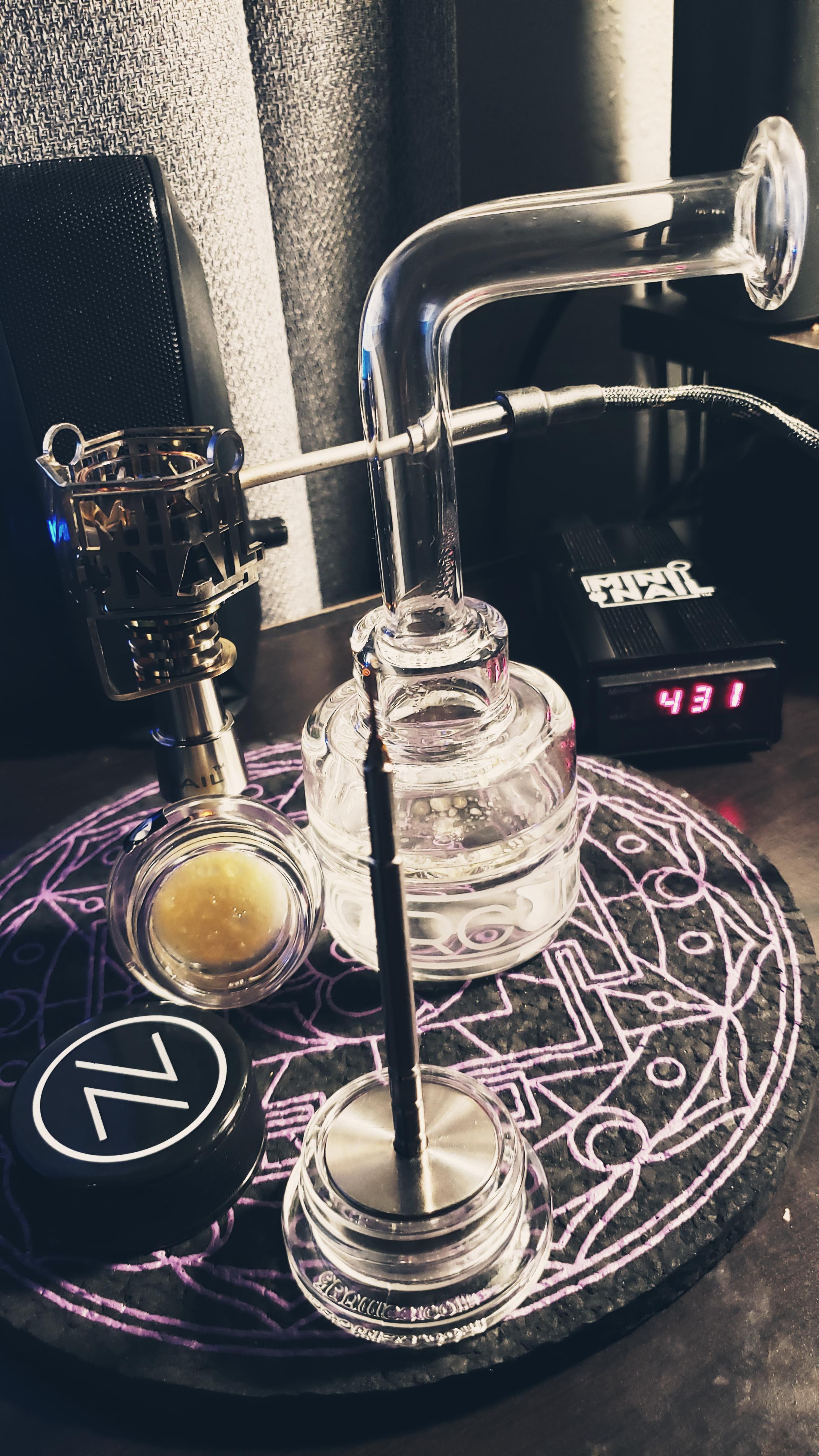 Think I found my favorite dab set up. Grav Circuit, Mini Nail quartz