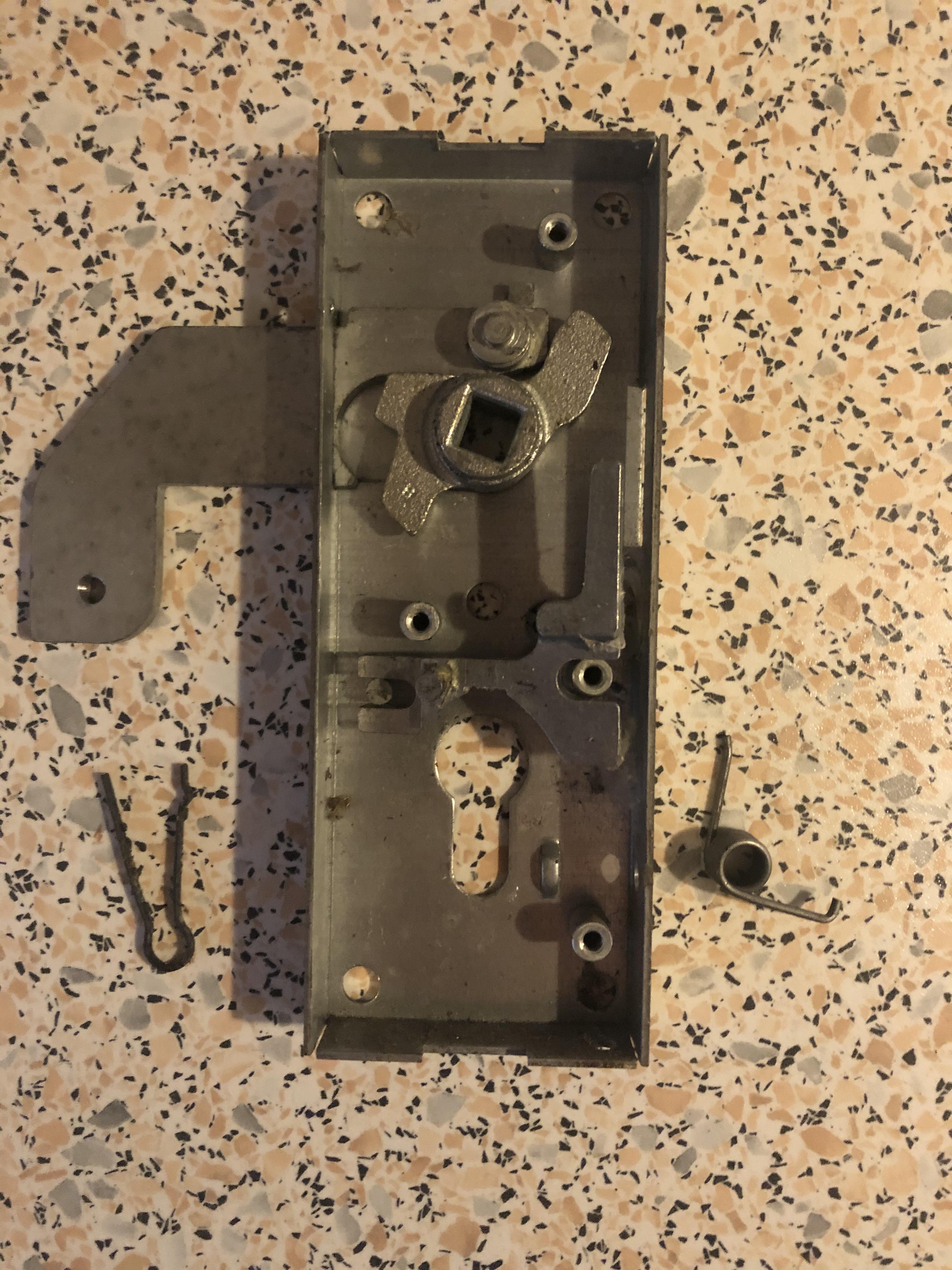 I tried changing the lock cylinder in a case but dropped the case. Now