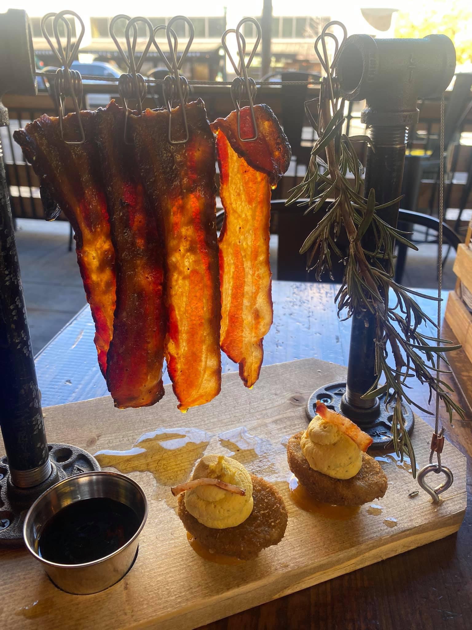 Bacon and Eggs…On a Clothesline?! r/WeWantPlates